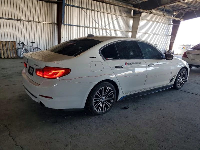 BMW 530E HYBRID* KEYLESS* ПАНО* , снимка 5 - Автомобили и джипове - 53872701