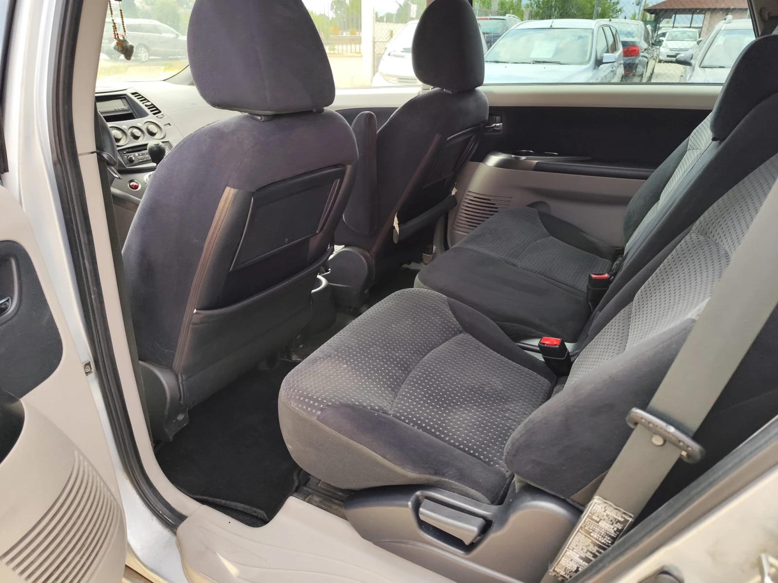 Mitsubishi Grandis 2.0 дизел Италия 7 места | Mobile.bg — изображение 15