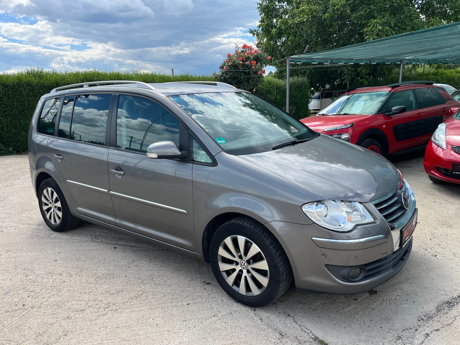 VW Touran 2.0TDI Highline - изображение 3