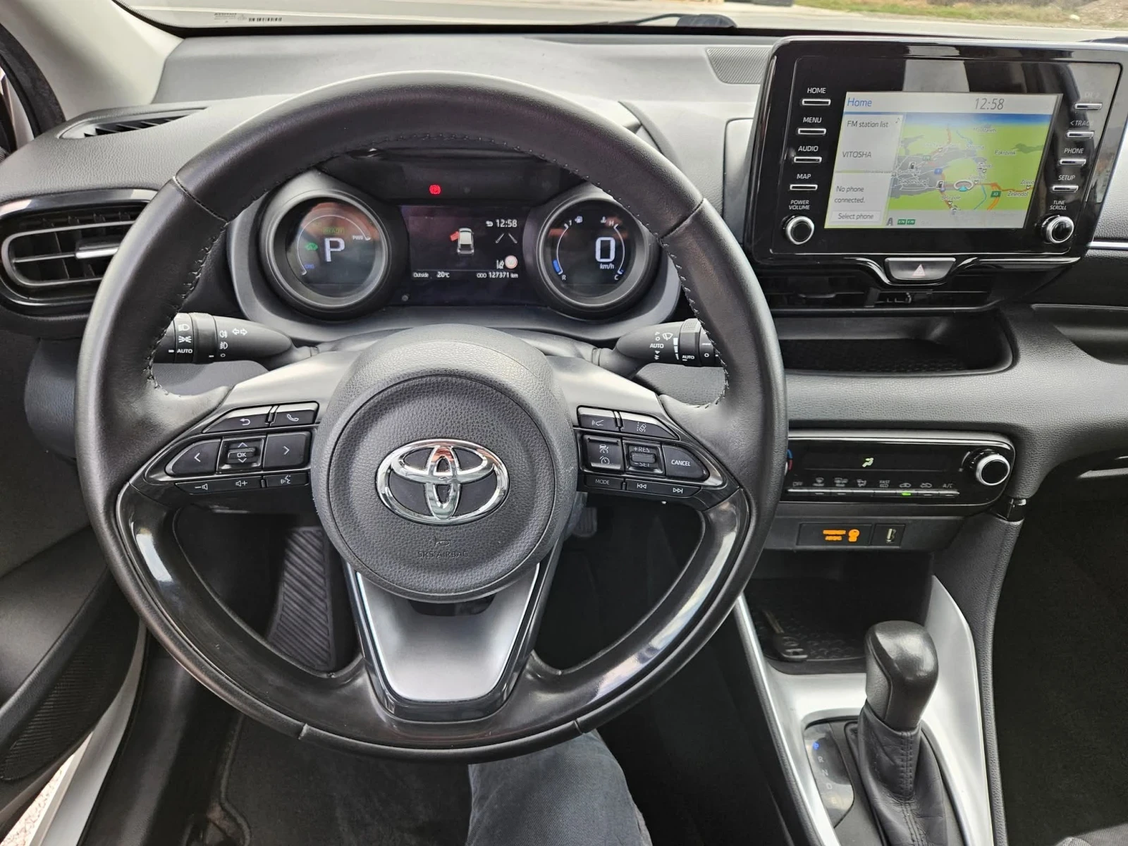 Toyota Yaris 1.5Hybrid Avtomat | Mobile.bg — изображение 11