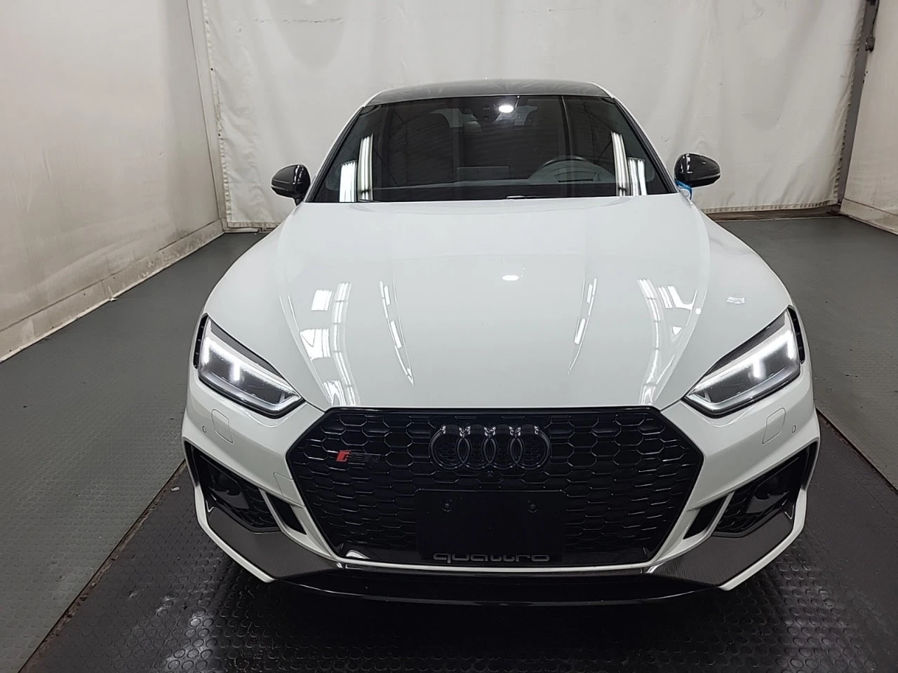 Audi Rs5 CARFAX* АВТОФИНАНСИРАНЕ* БЕЗ ПЪРВОНАЧАЛНА ВНОСКА*  - изображение 5