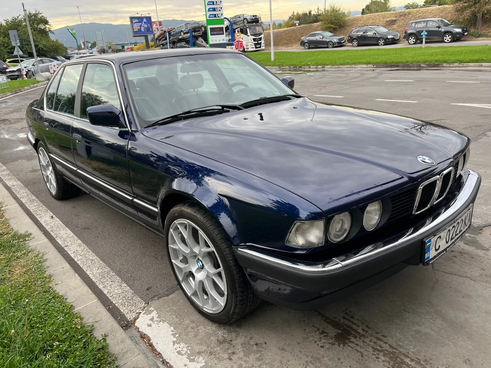 BMW 735 BMW 735i 211кс.  - изображение 3