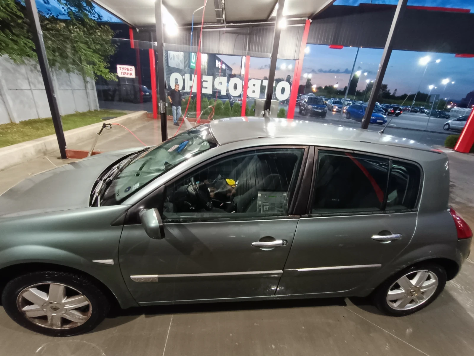 Renault Megane  - изображение 7