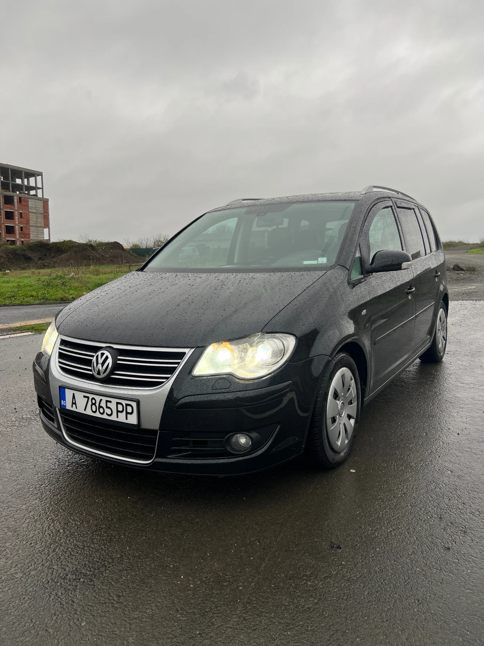 VW Touran 2.0 170 - изображение 5