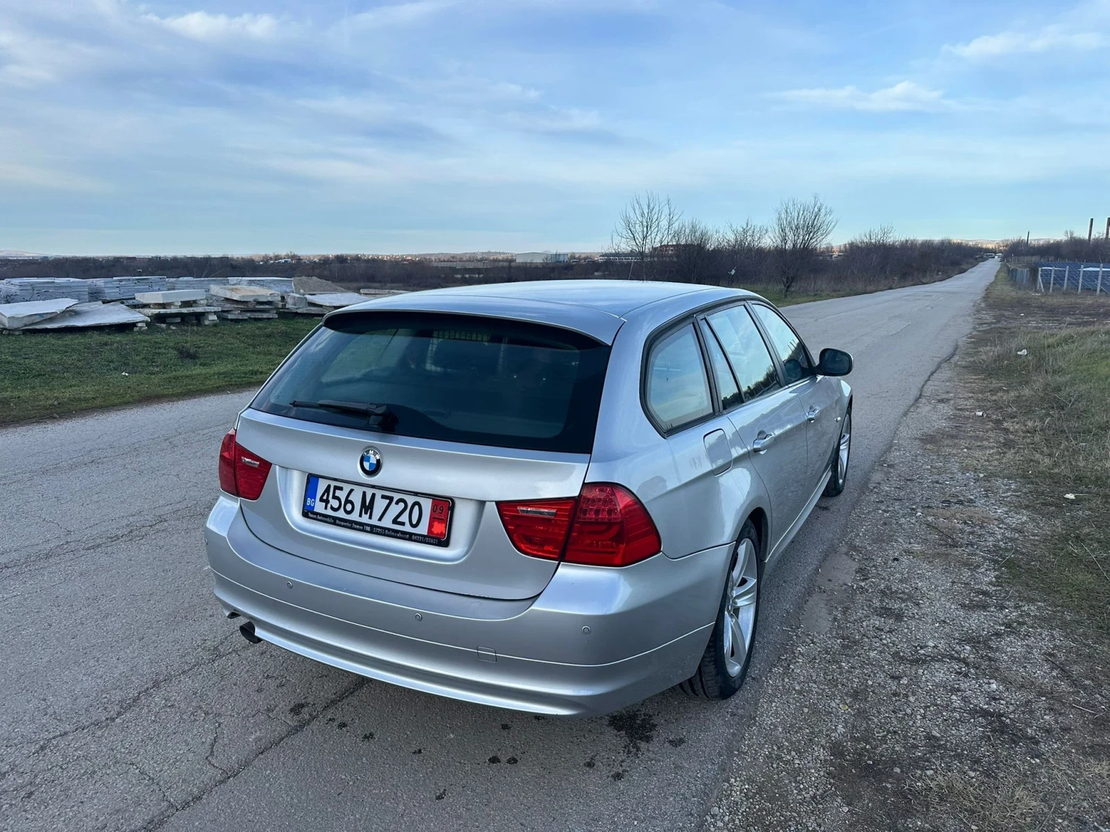 BMW 318 Евро-5 - изображение 9