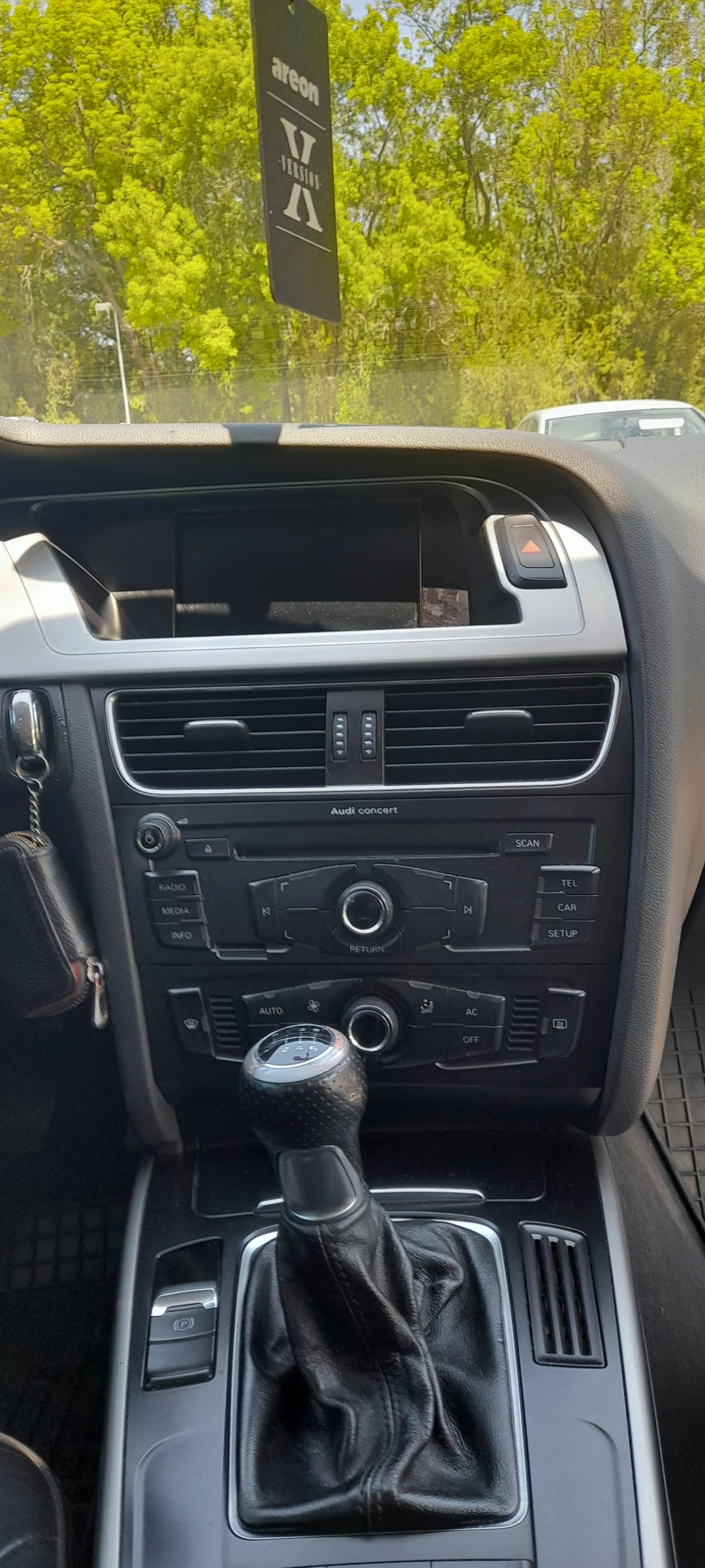 Audi A4 4 8 2.0 TDI. | Mobile.bg   10