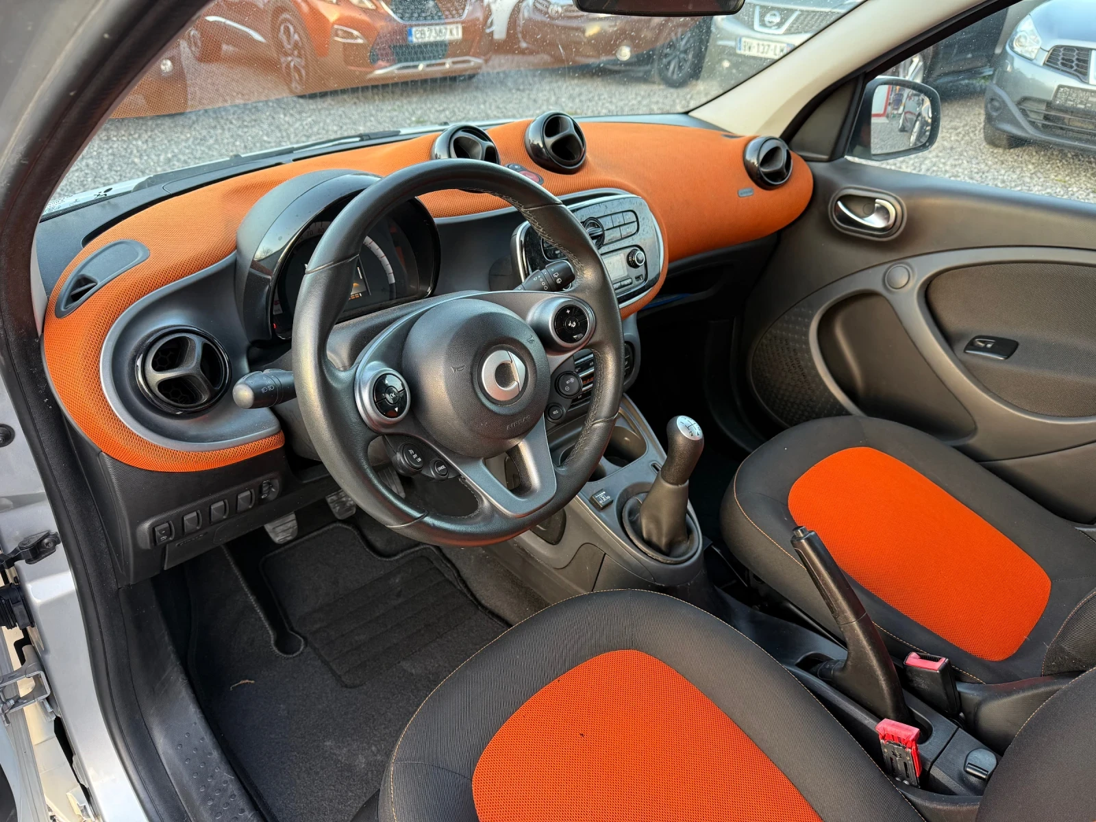 Smart Forfour 1.0 LPG-газ/Бензин(71hp)152 000 km. Euro6B Italy  - изображение 9