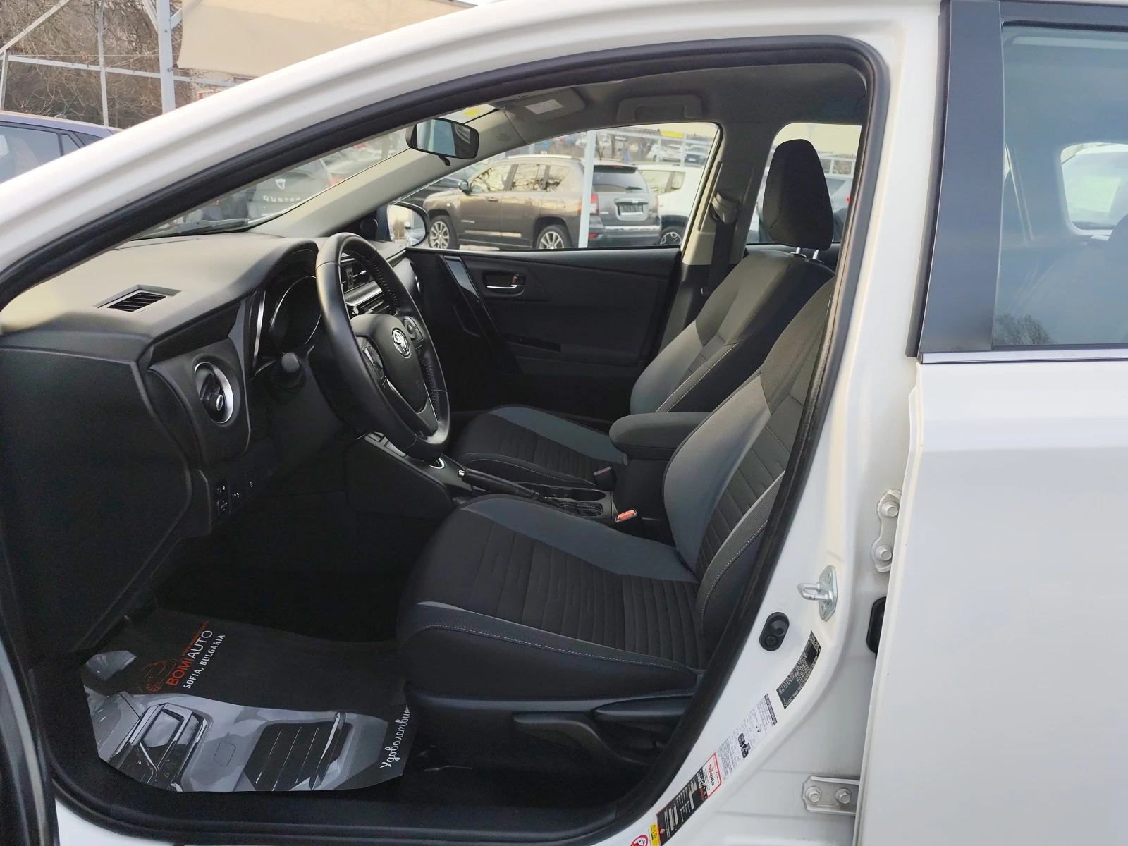 Toyota Auris 1.8* HYBRID* EURO6C* АВТОМАТИК* LED* NAVI* КАМЕРА - изображение 7