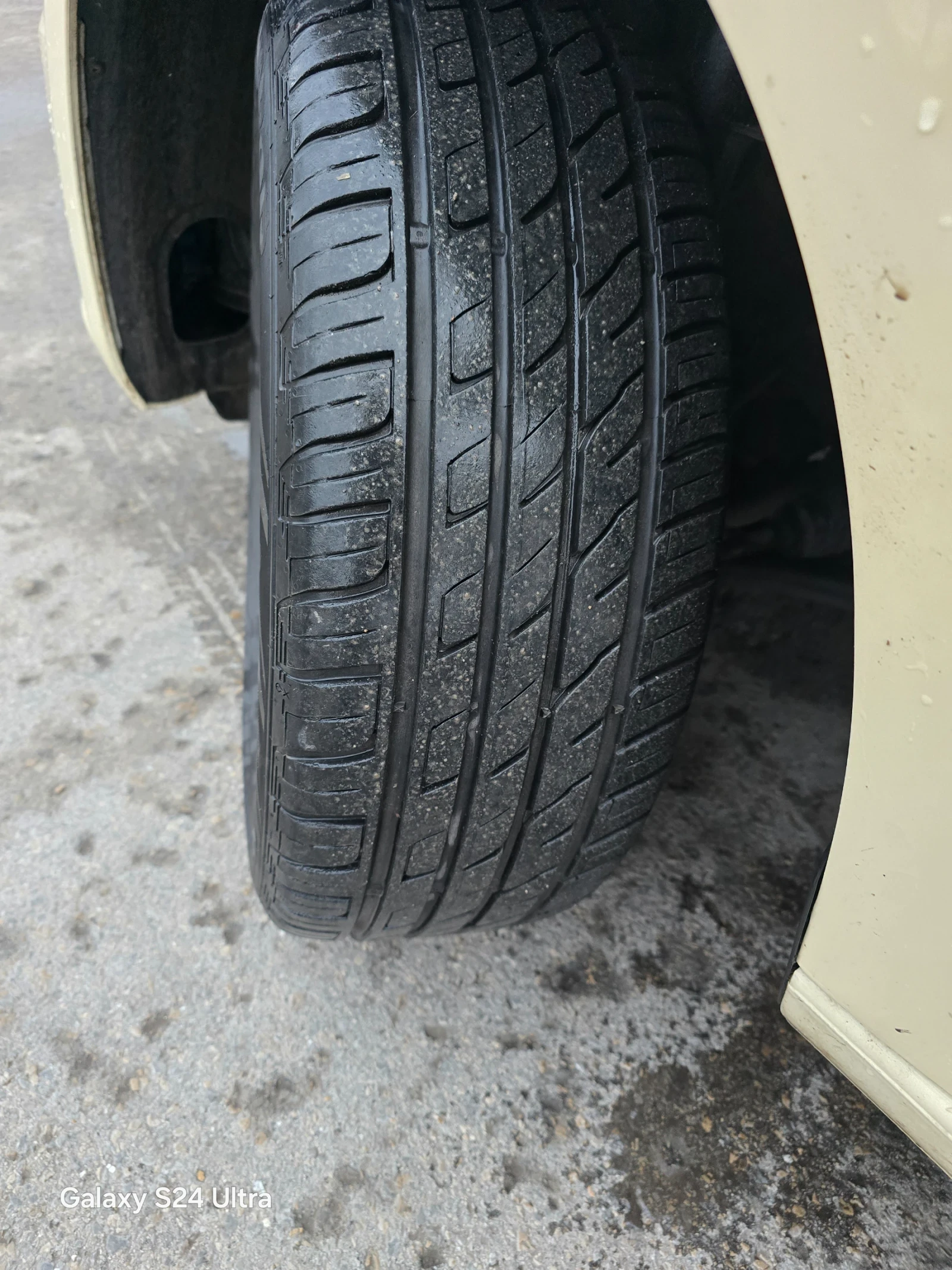 VW Caddy, снимка 13 - Автомобили и джипове - 53084946