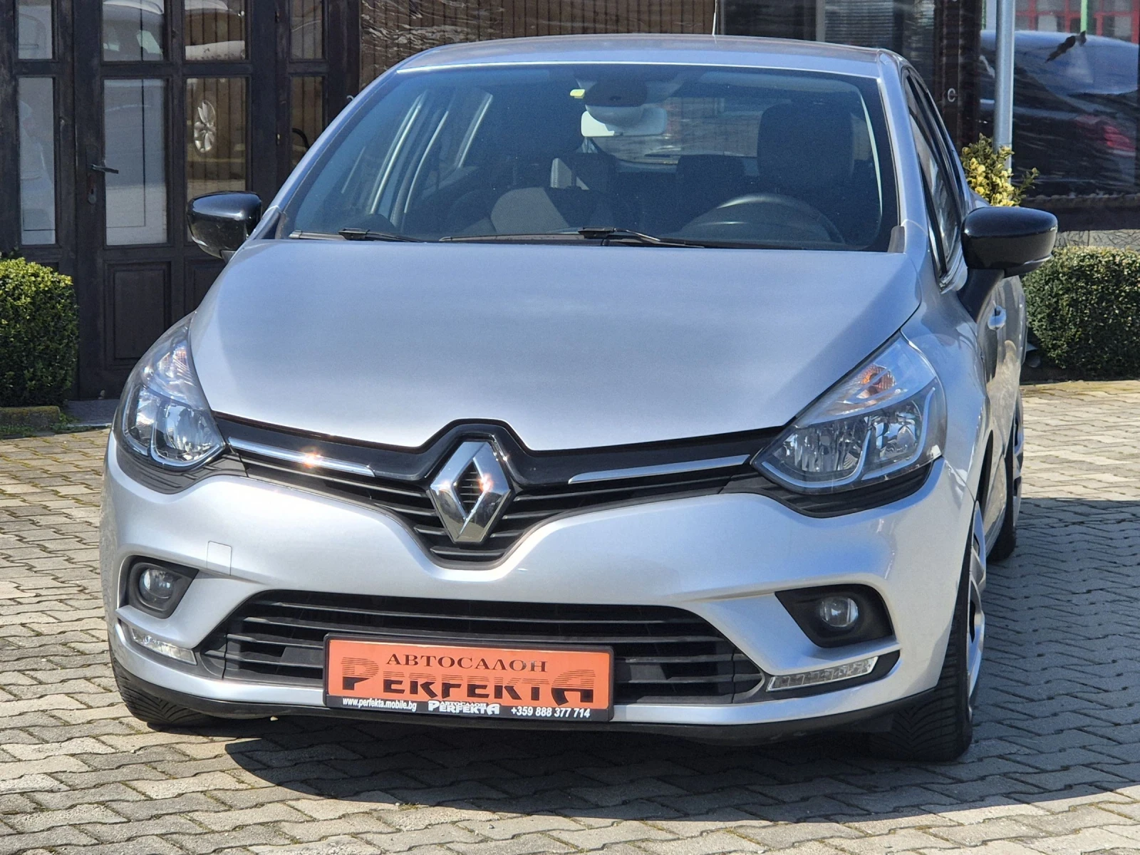 Renault Clio 1.5 dci 90к.с., снимка 3 - Автомобили и джипове - 53736312