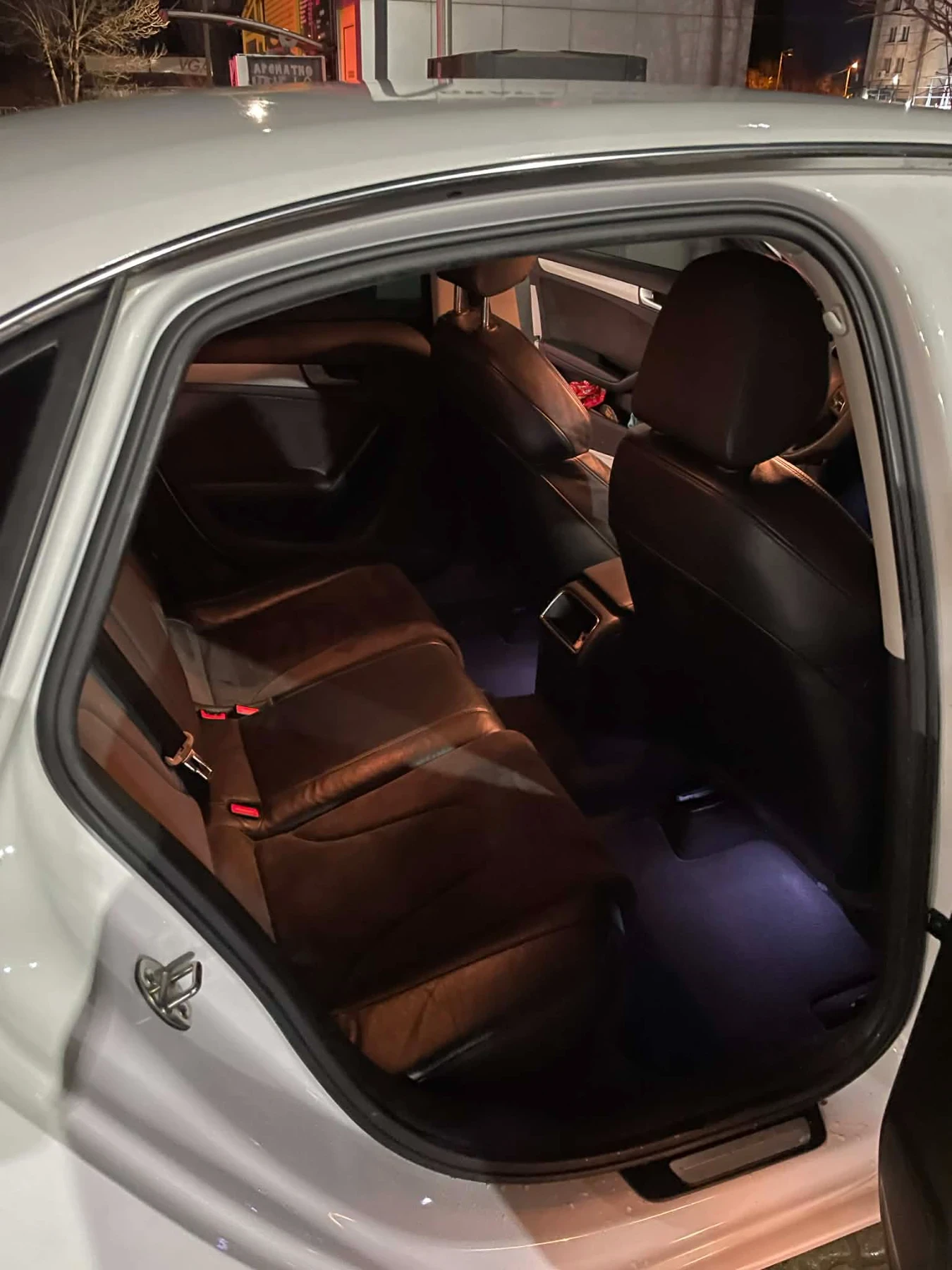 Audi A4, снимка 8 - Автомобили и джипове - 53750627