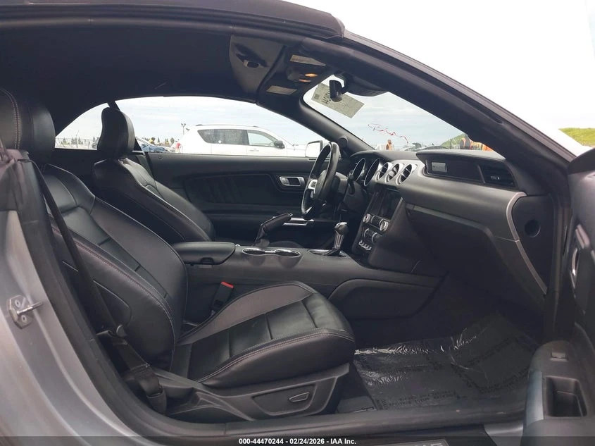 Ford Mustang 2.3l Ecoboost Premium, снимка 5 - Автомобили и джипове - 53751579