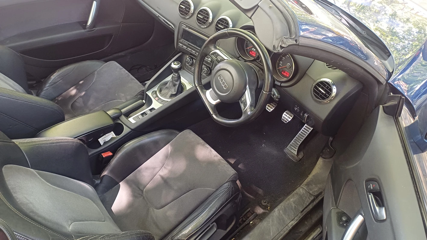 Audi Tt КАБРИО/РЕМАП 250к.с., снимка 7 - Автомобили и джипове - 53959562