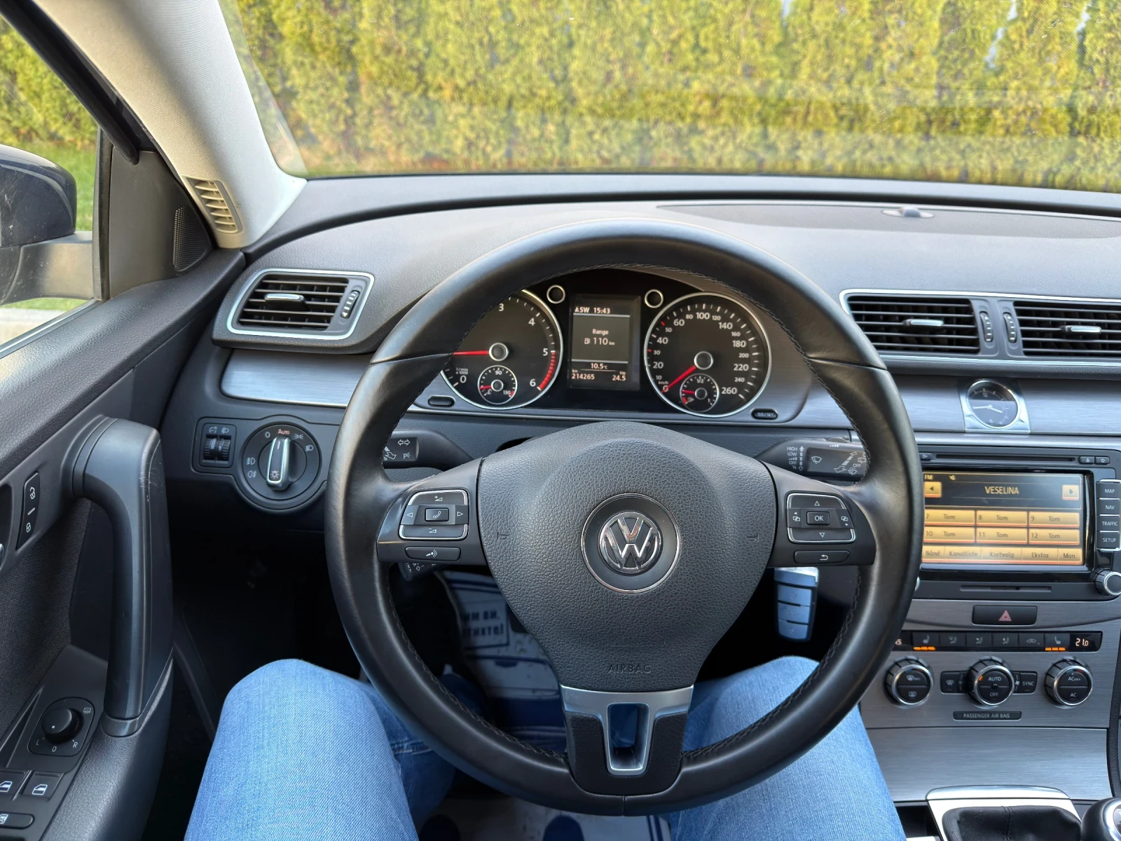 VW Passat 2.0tdi 140k.c* Navi* Face* Подгрев* ЛИЗИНГ* , снимка 12 - Автомобили и джипове - 53982072