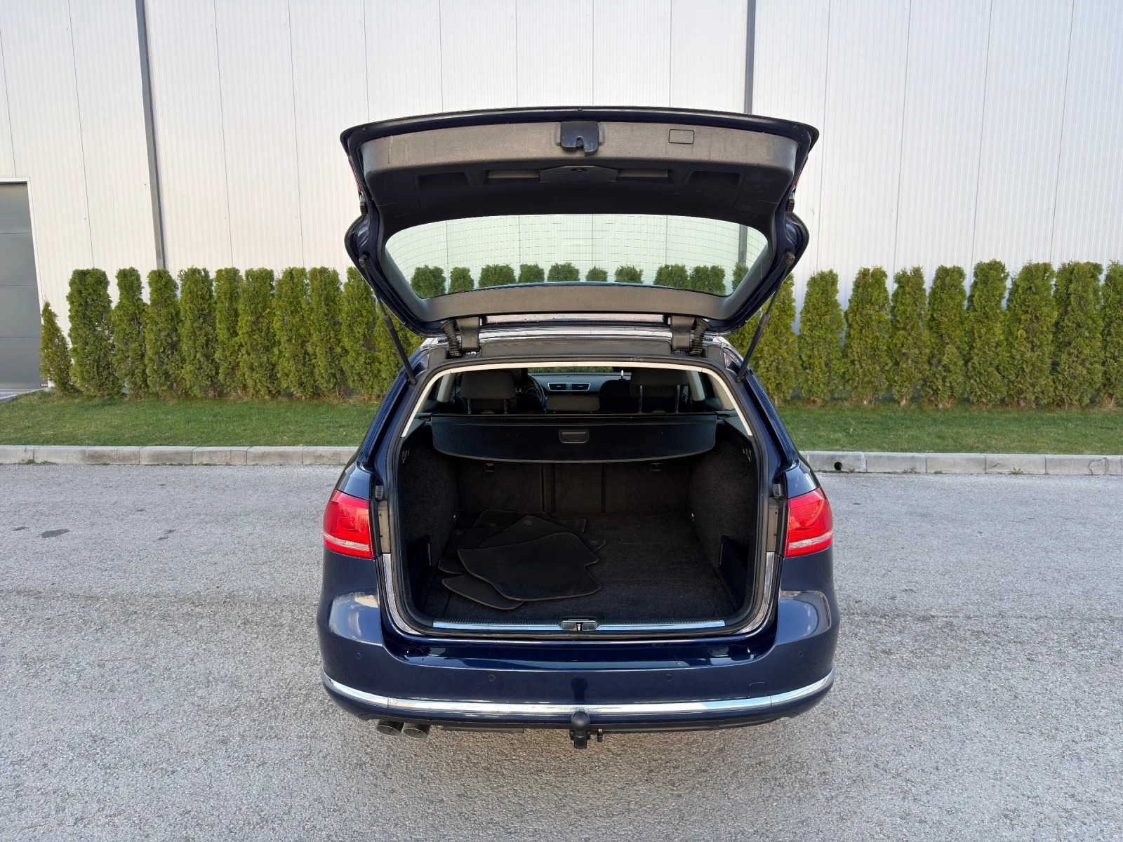 VW Passat 2.0tdi 140k.c* Navi* Face* Подгрев* ЛИЗИНГ* , снимка 17 - Автомобили и джипове - 53982072