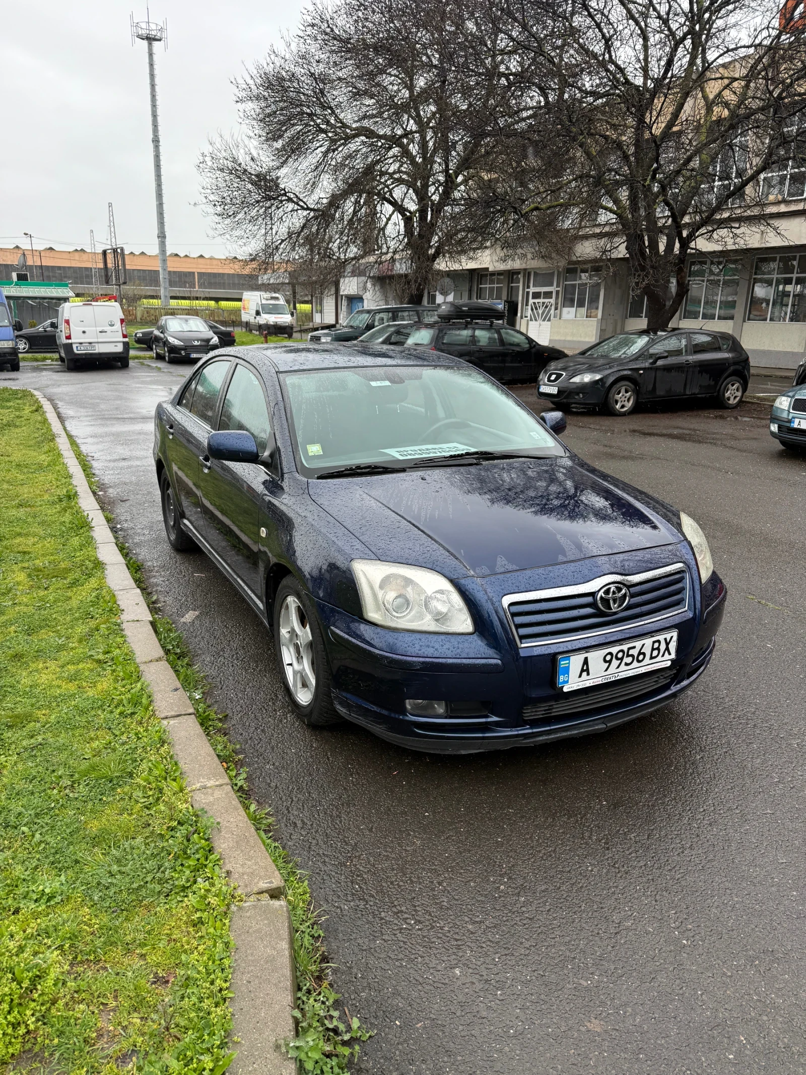 Toyota Avensis 1 ви собственик от Тойота България | Auto.bg — изображение 1