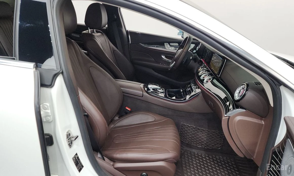 Mercedes-Benz CLS 450 * 4MATIC* AMG LINE* BURMESTER* КОЖА* ПОДГРЕВ* ШИБИ, снимка 10 - Автомобили и джипове - 54019545