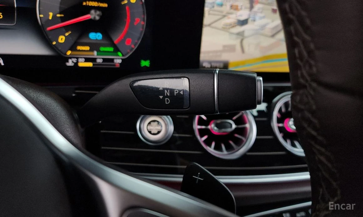 Mercedes-Benz CLS 450 * 4MATIC* AMG LINE* BURMESTER* КОЖА* ПОДГРЕВ* ШИБИ, снимка 8 - Автомобили и джипове - 54019545