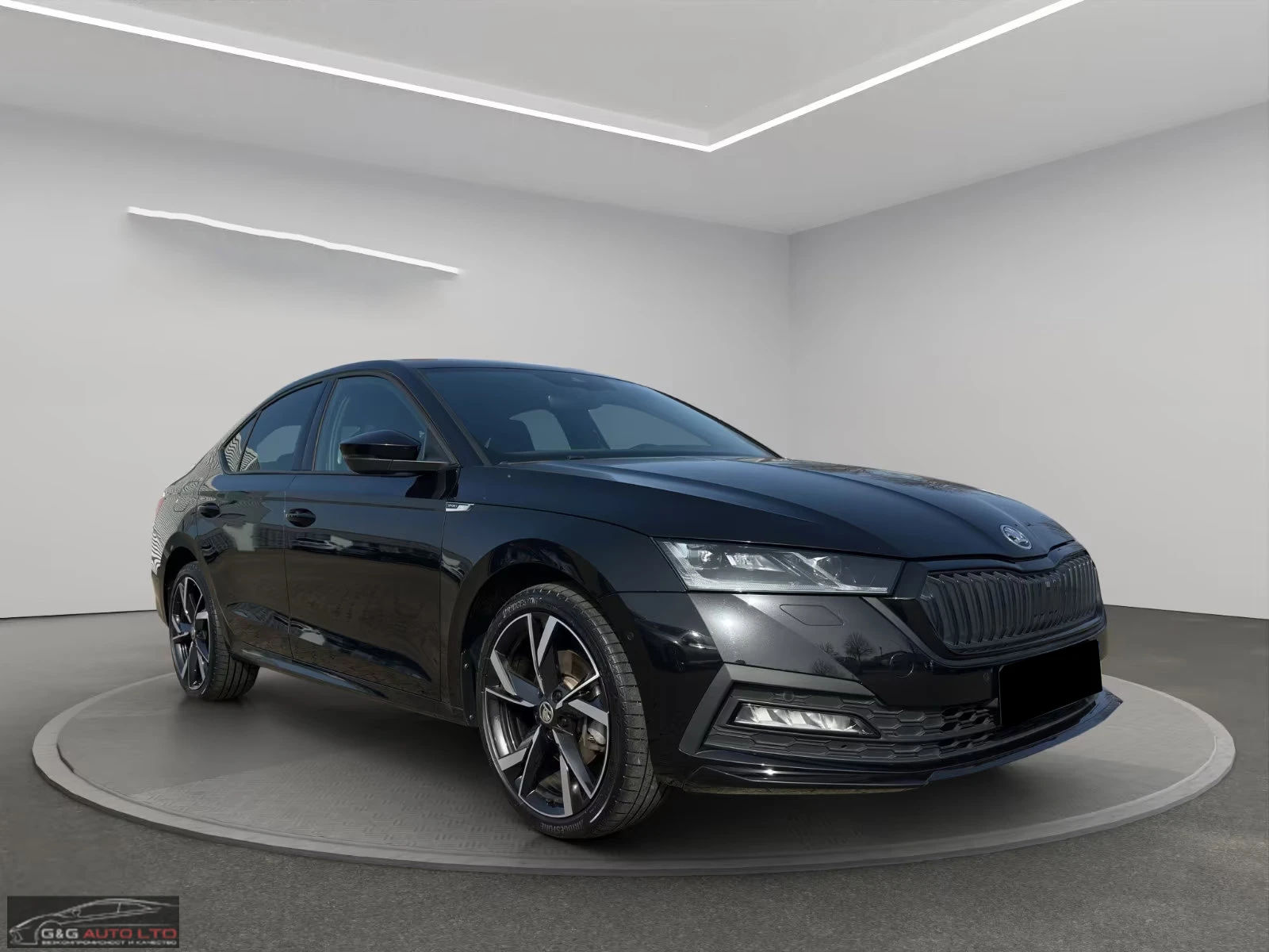 Skoda Octavia 1.4PHEV/204HP/SPORT-LINE/MATRIX/CAM/HUD/ACC/124q, снимка 5 - Автомобили и джипове - 54108217