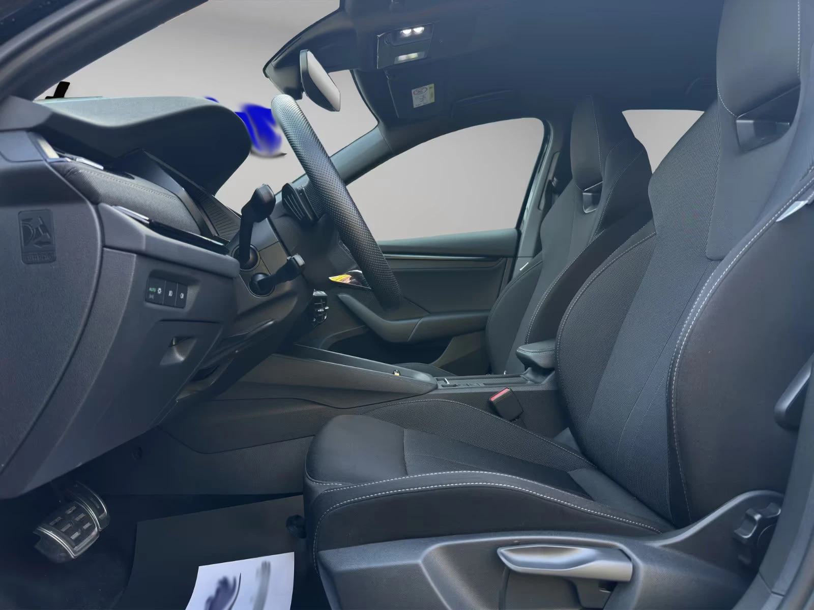 Skoda Octavia 1.4PHEV/204HP/SPORT-LINE/MATRIX/CAM/HUD/ACC/124q, снимка 8 - Автомобили и джипове - 54108217