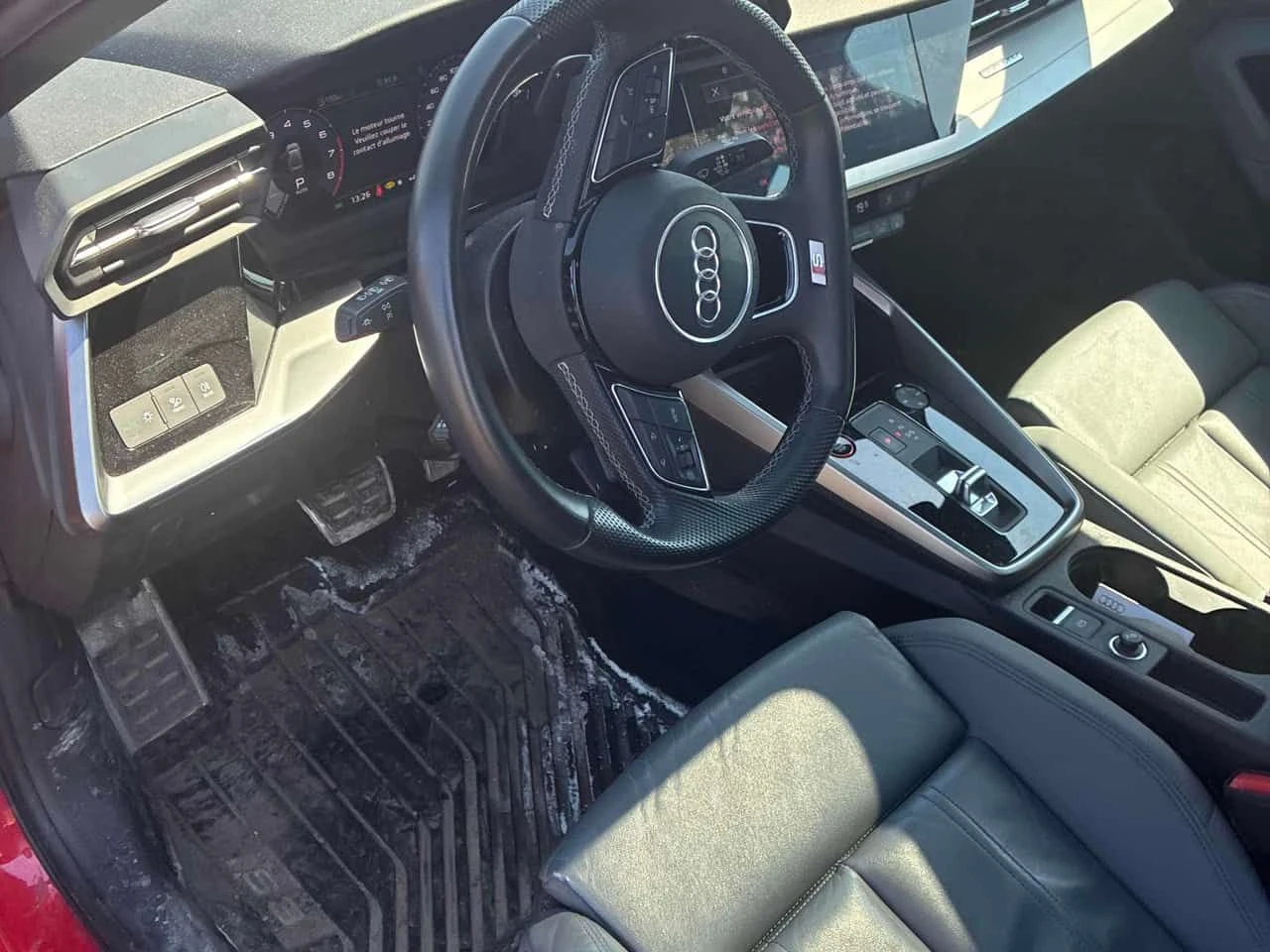 Audi S3 * Progressiv * CARFAX * ПРЕДСТАВИТЕЛСТВО * КЛИП, снимка 5 - Автомобили и джипове - 54141557