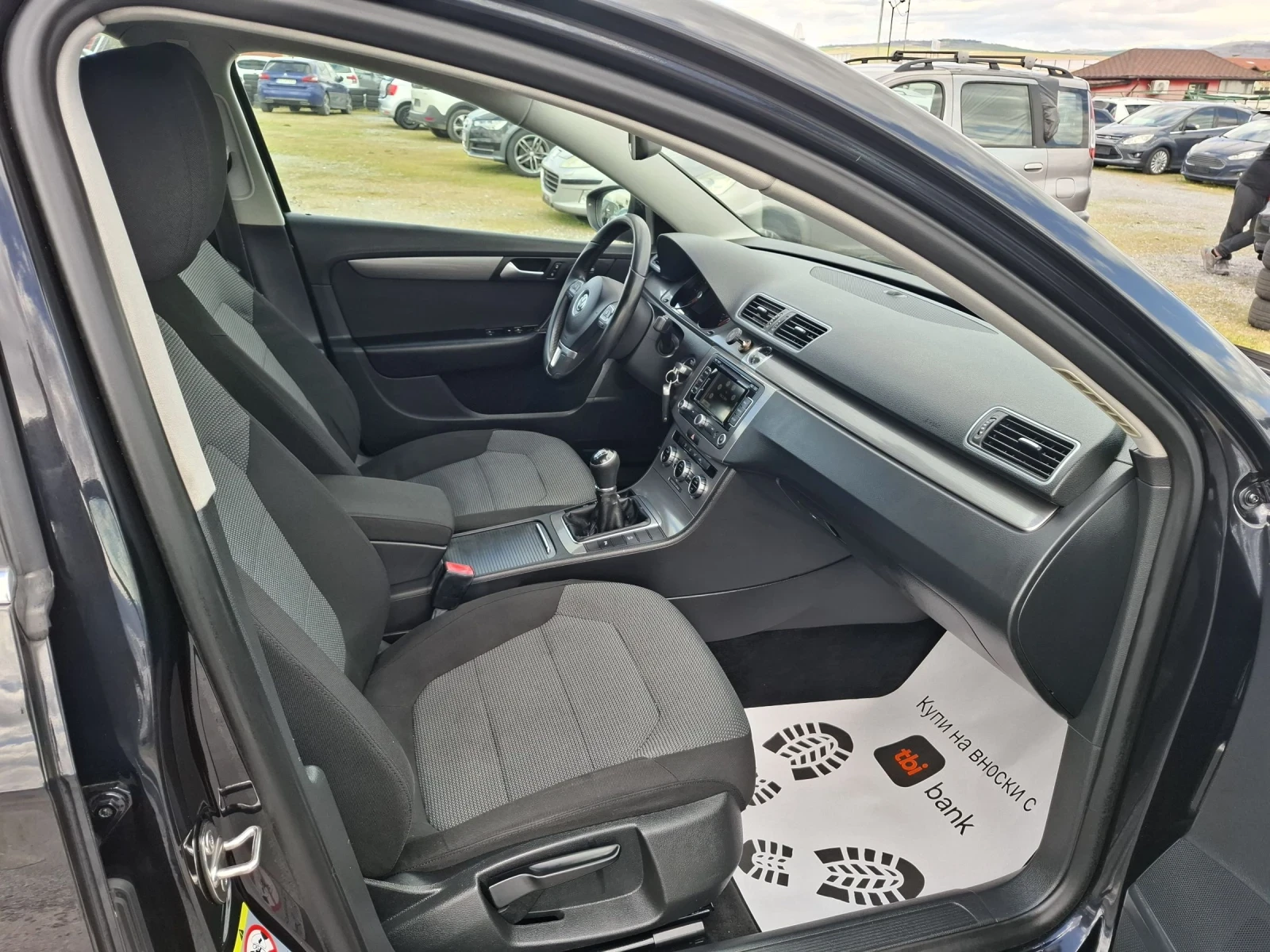 VW Passat 2, 0 TDI-140 ps-Navi, снимка 9 - Автомобили и джипове - 54147411