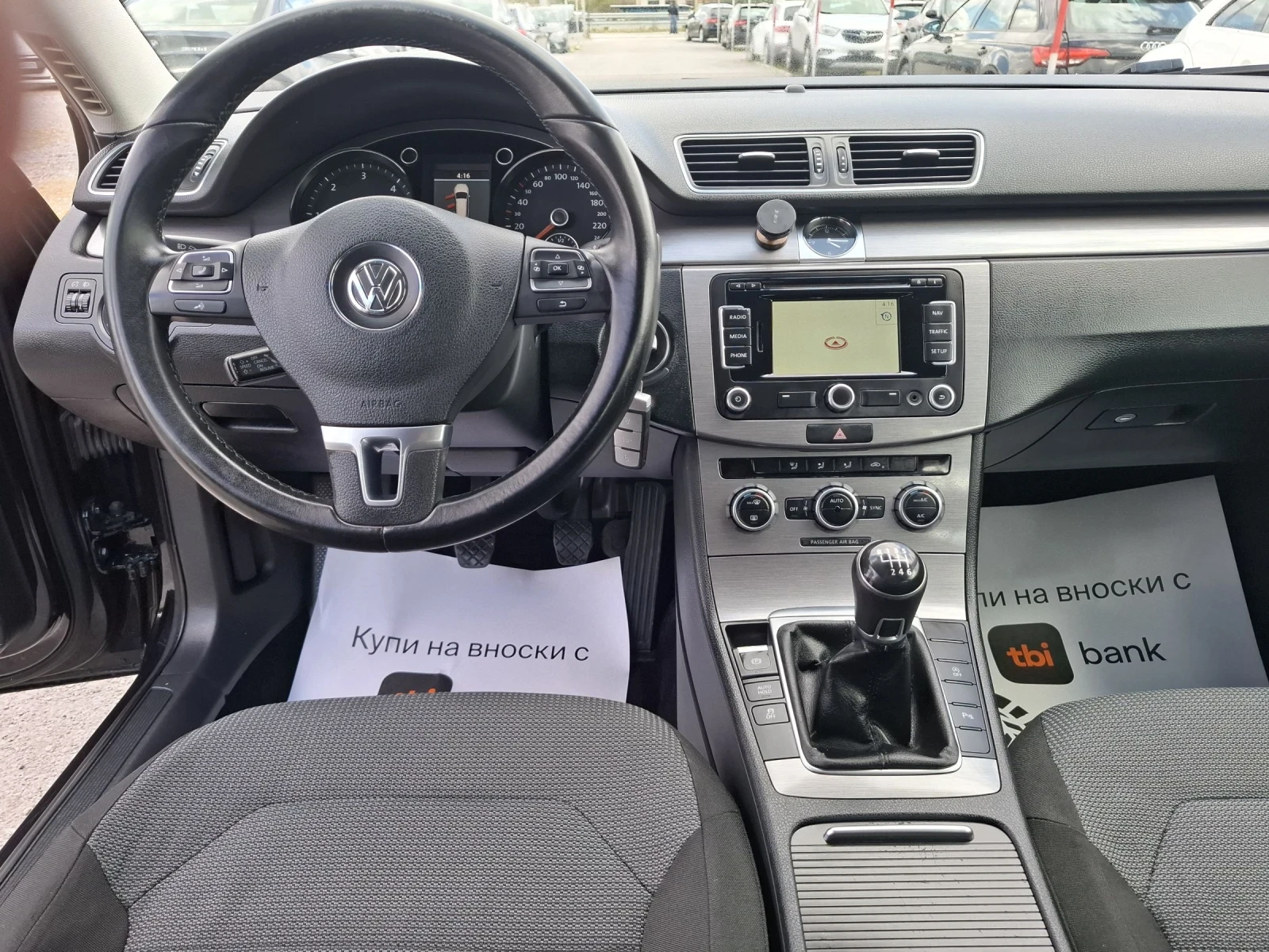 VW Passat 2, 0 TDI-140 ps-Navi, снимка 11 - Автомобили и джипове - 54147411