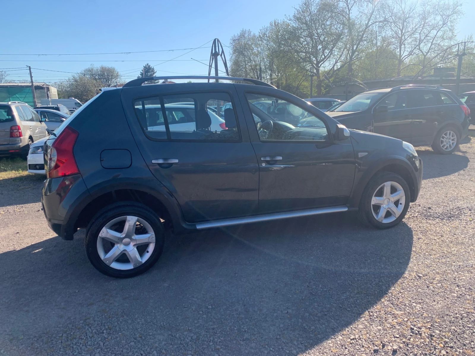 Dacia Sandero 1.5dci STEPWAY, снимка 8 - Автомобили и джипове - 54321206
