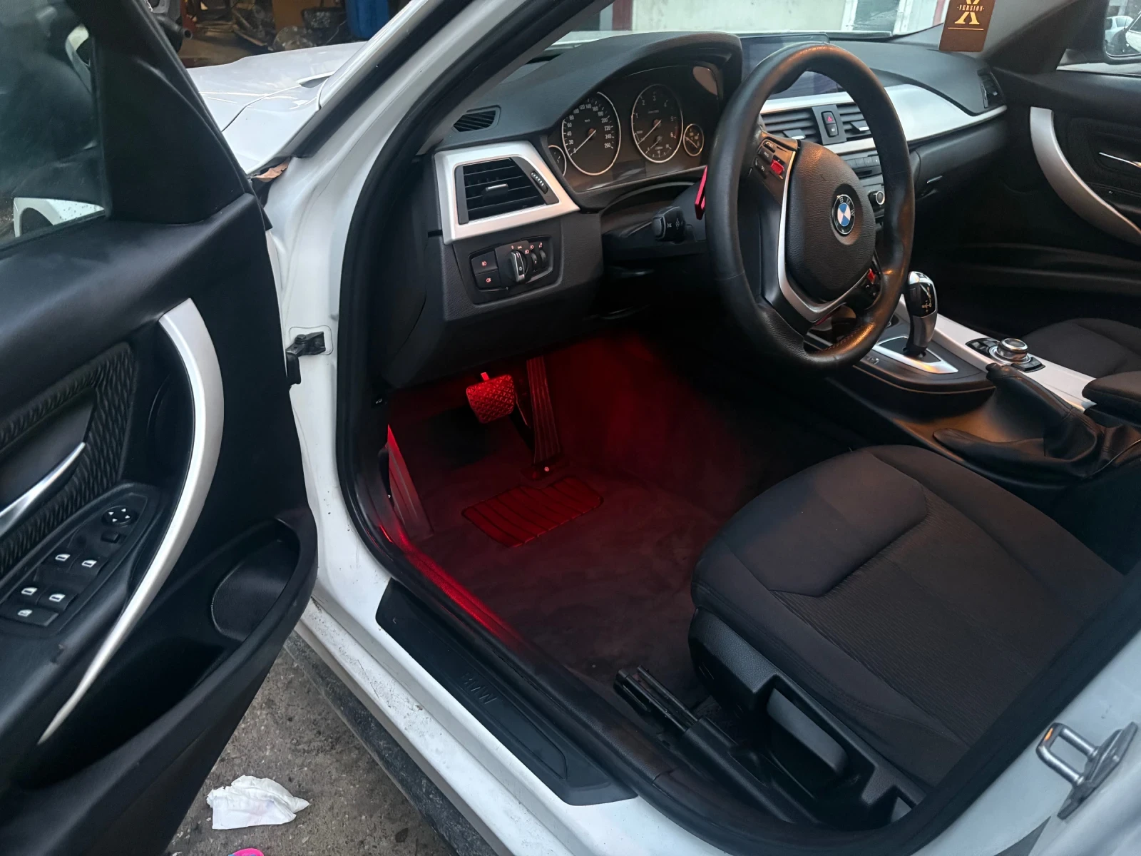 BMW 316, снимка 11 - Автомобили и джипове - 54324212