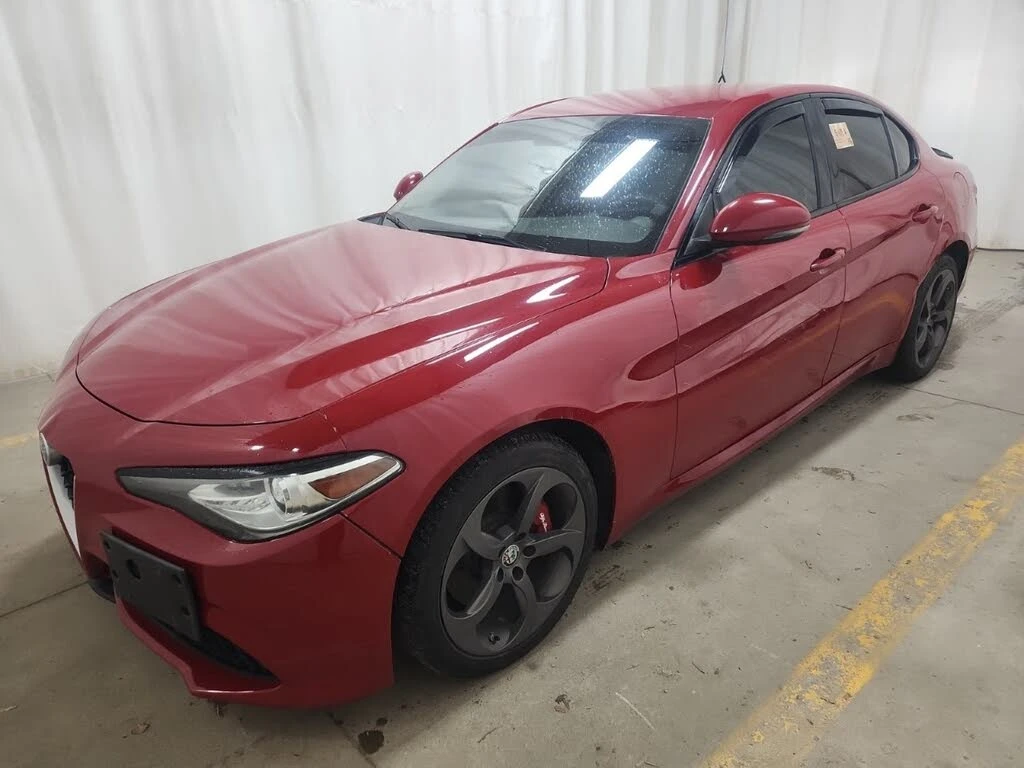 Alfa Romeo Giulia Q4* ПОДГРЕВ* KEYLESS* MEMORY* КАМЕРА* КРАЙНА ЦЕНА*