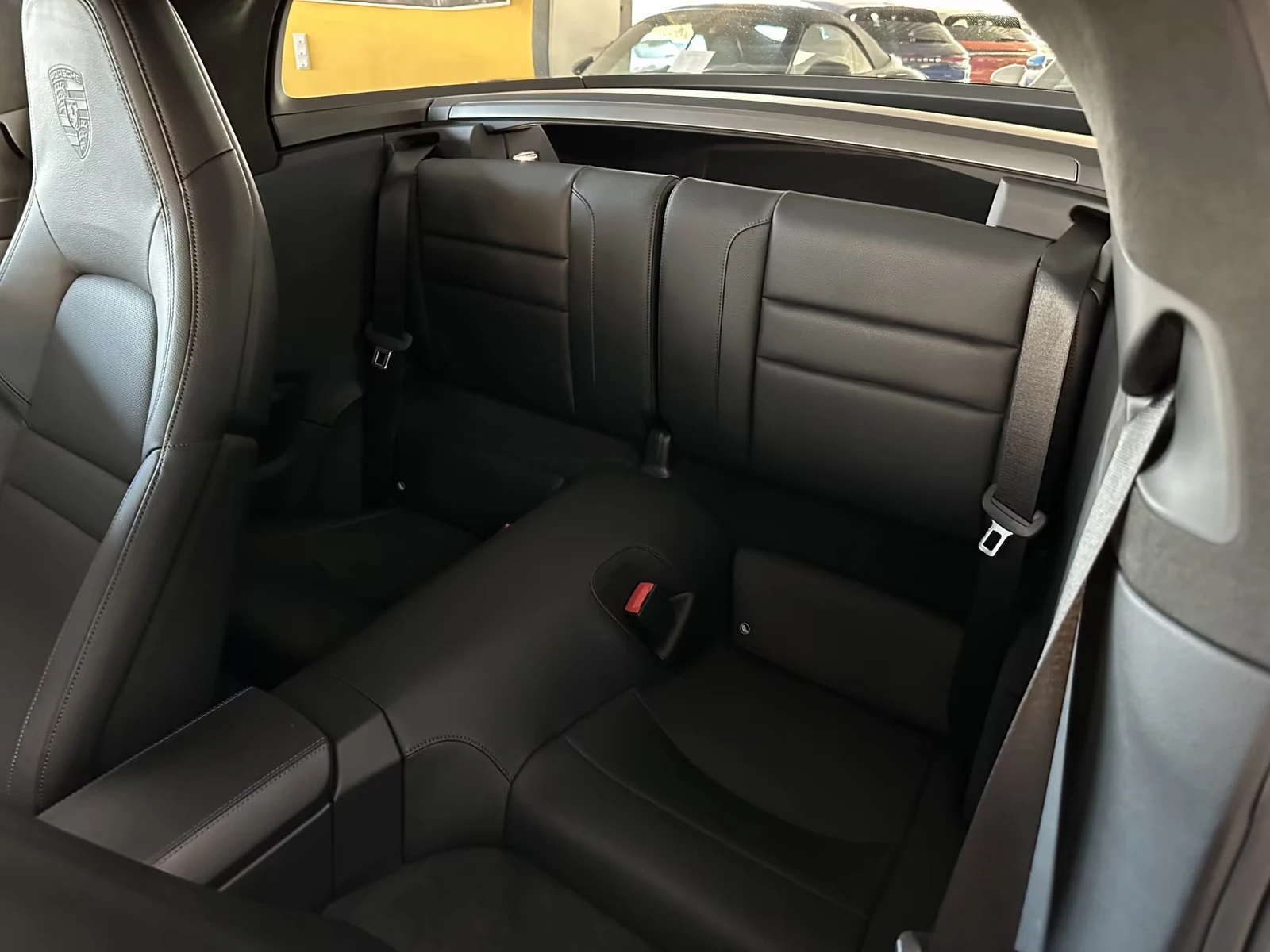 Porsche 911 992/TARGA-4/385HP/4X4/PDK/BOSE/VENT/CAM/427z, снимка 12 - Автомобили и джипове - 54607626