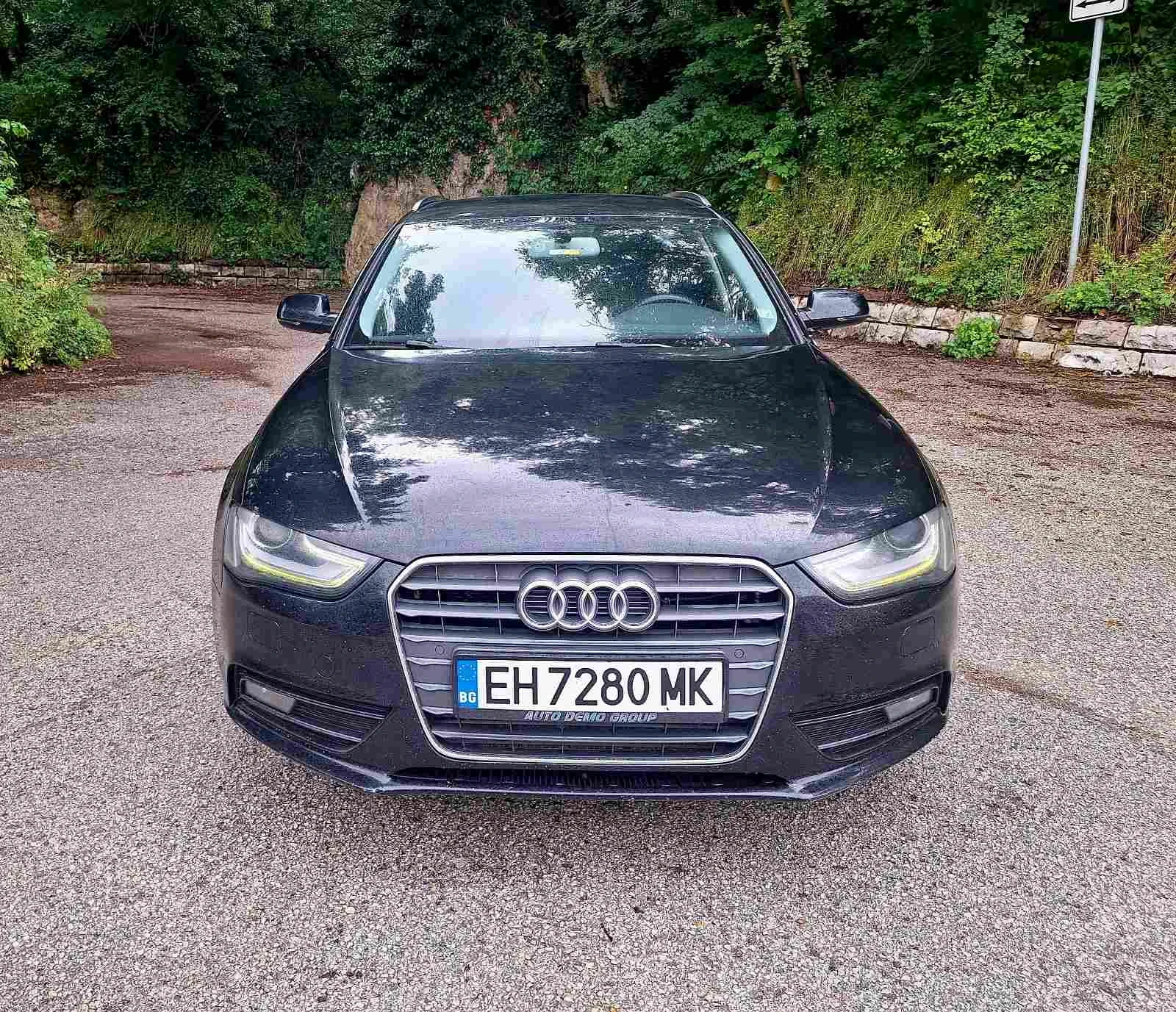 Audi A4 2.0TDI 177 NAVI LED F1 B8.5 FACE, снимка 2 - Автомобили и джипове - 54653761