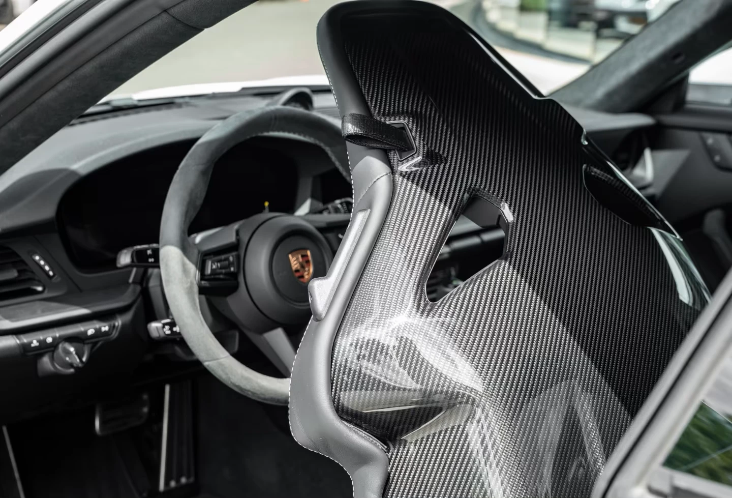 Porsche 911 992* GT3* CARBON SEATS* BOSE* CAM* APPROVED* , снимка 6 - Автомобили и джипове - 54676917