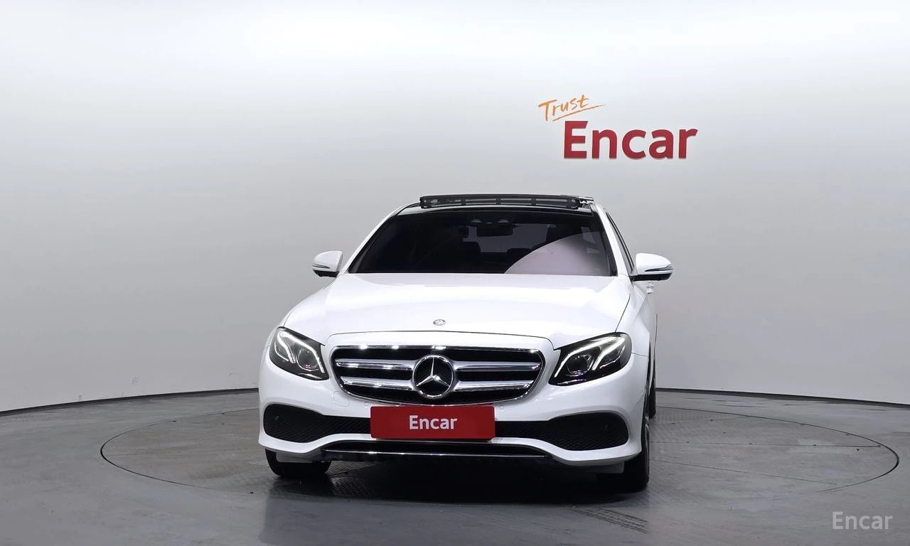 Mercedes-Benz E 300 ПОДГРЕВ* ОБДУХВАНЕ* ДИГИТАЛНО* ТАБЛО* LANE* ASSIST, снимка 3 - Автомобили и джипове - 54731680