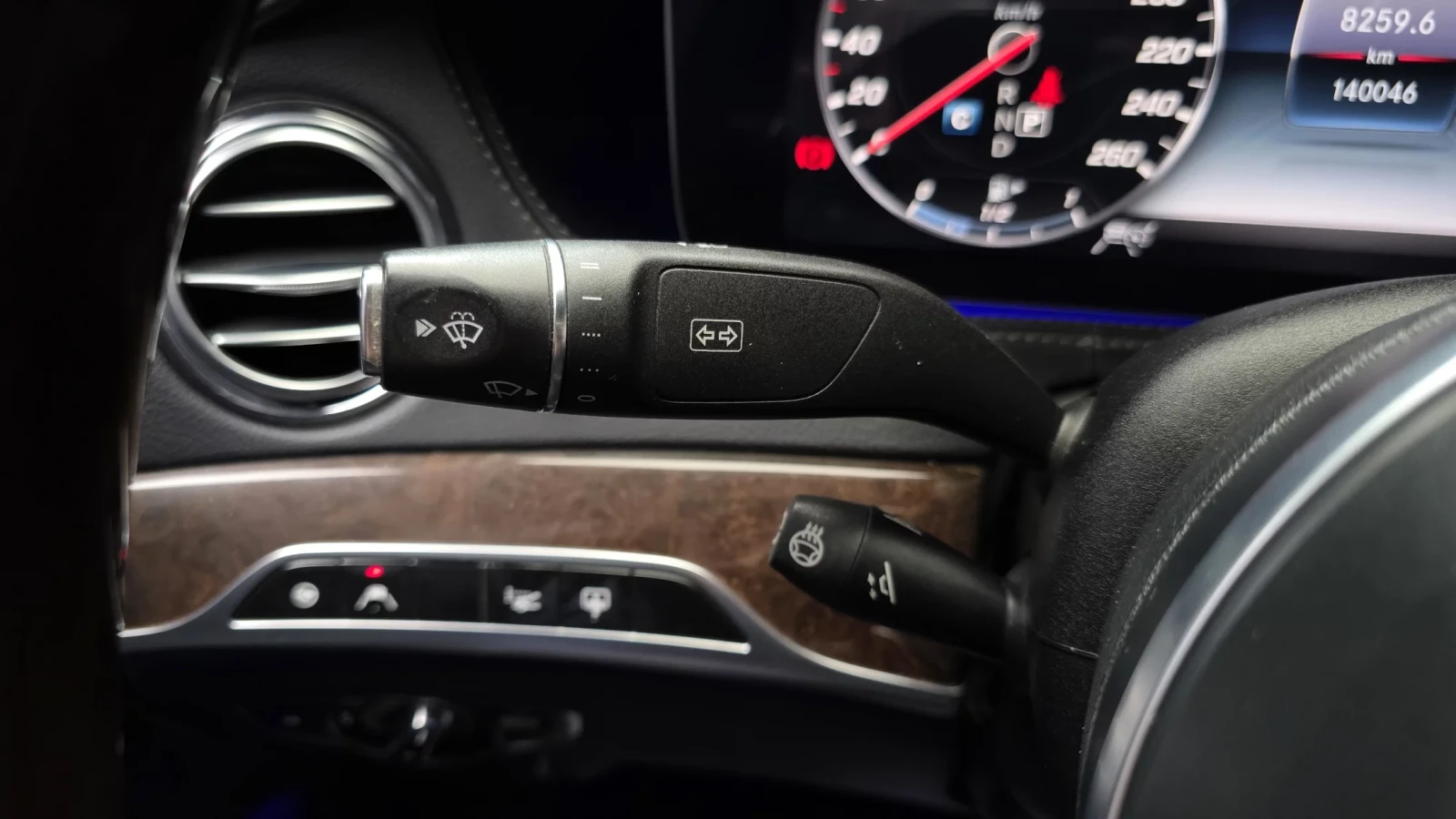 Mercedes-Benz S 560 * AMG 6.3 PK* OBDUH* МАСАЖ* ТВ* FULL, снимка 8 - Автомобили и джипове - 54753713