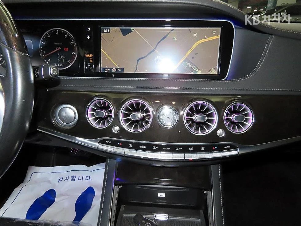 Mercedes-Benz S 560 * AMG 6.3 PK* OBDUH* МАСАЖ* ТВ* FULL, снимка 11 - Автомобили и джипове - 54753713