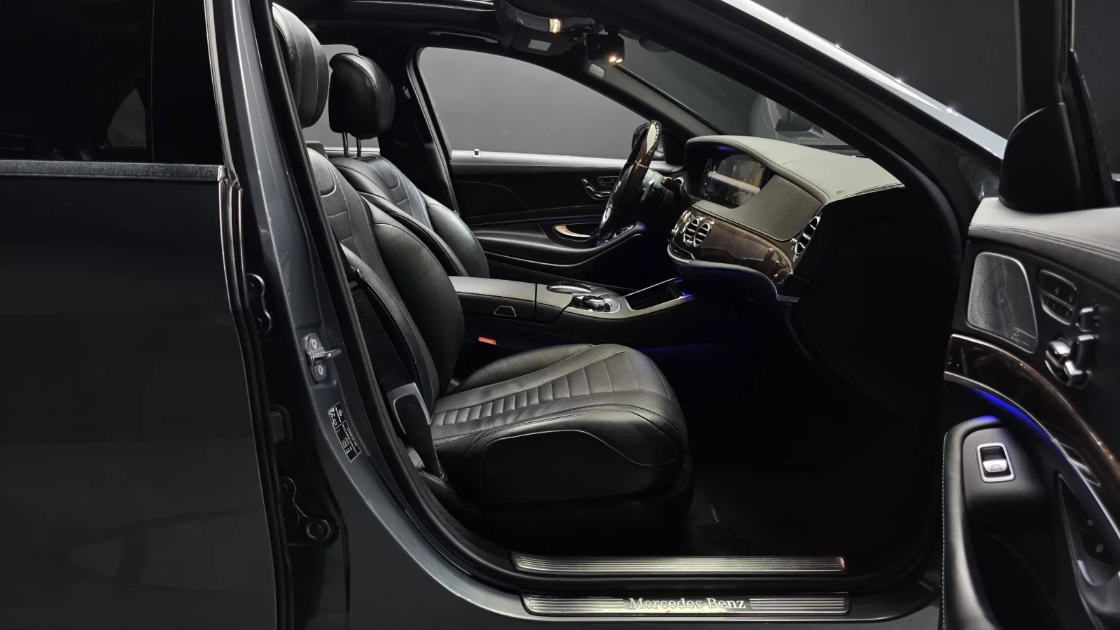 Mercedes-Benz S 560 * AMG 6.3 PK* OBDUH* МАСАЖ* ТВ* FULL, снимка 10 - Автомобили и джипове - 54753713