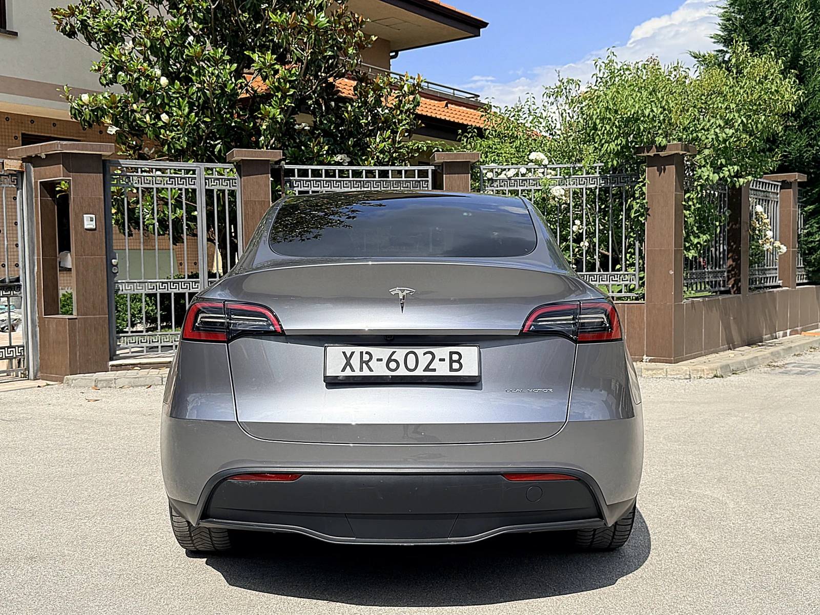 Tesla Model Y Long Range 4x4 Европейска Гаранция 2024г., снимка 8 - Автомобили и джипове - 54804691