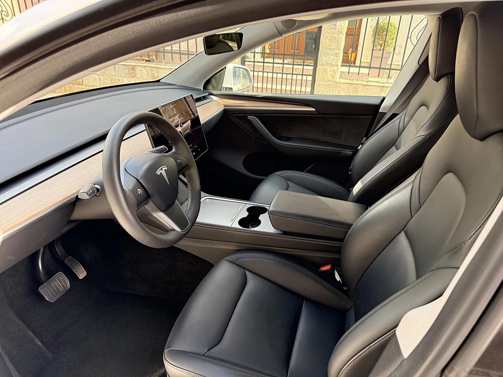 Tesla Model Y Long Range 4x4 Европейска Гаранция 2024г., снимка 9 - Автомобили и джипове - 54804691