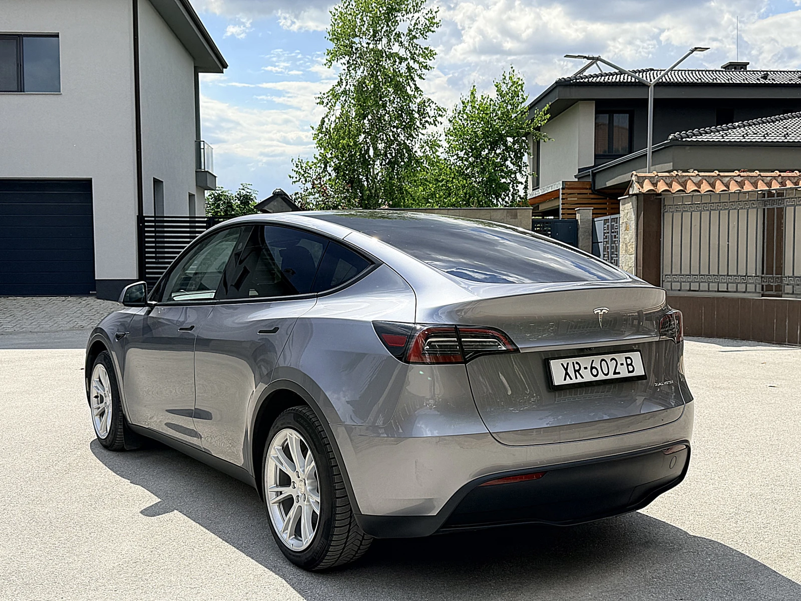 Tesla Model Y Long Range 4x4 Европейска Гаранция 2024г., снимка 6 - Автомобили и джипове - 54804691