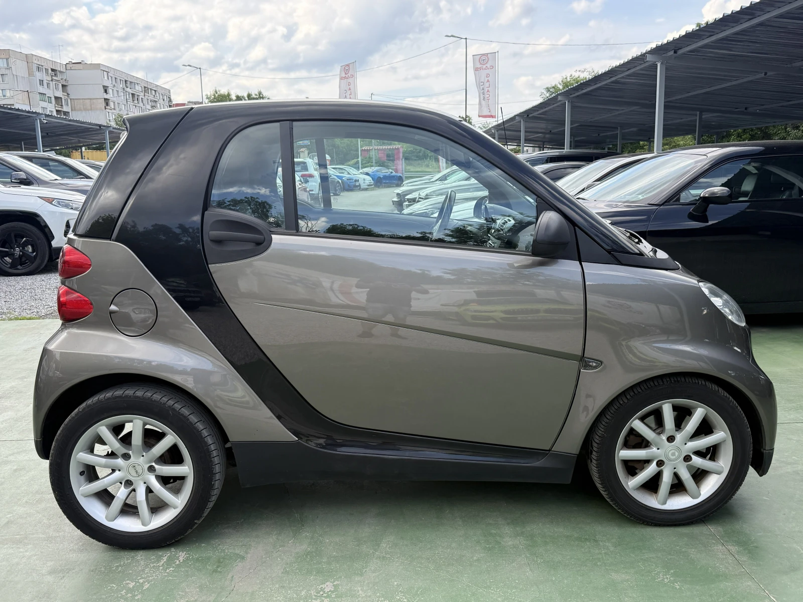 Smart Fortwo 1.0i, снимка 8 - Автомобили и джипове - 54833711