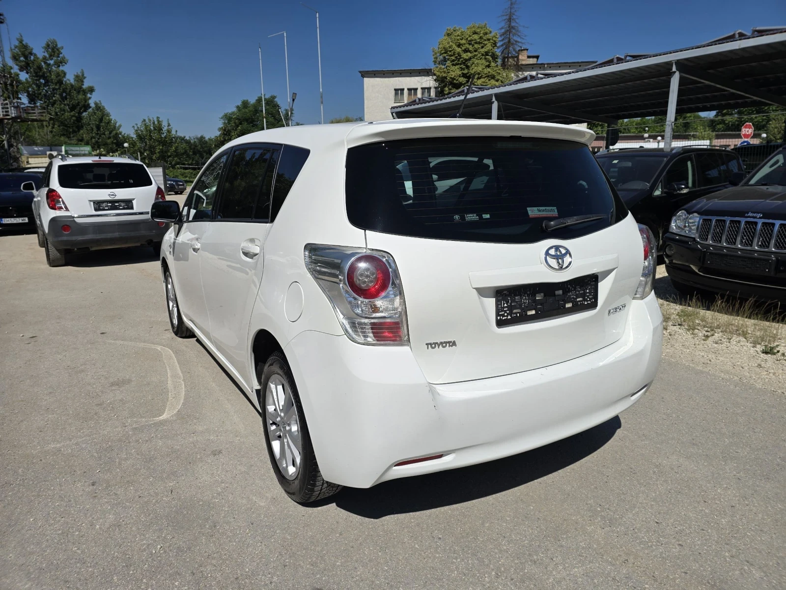 Toyota Verso 2.0D 126к.с  STYLE 6+ 1 Места, снимка 3 - Автомобили и джипове - 54854271