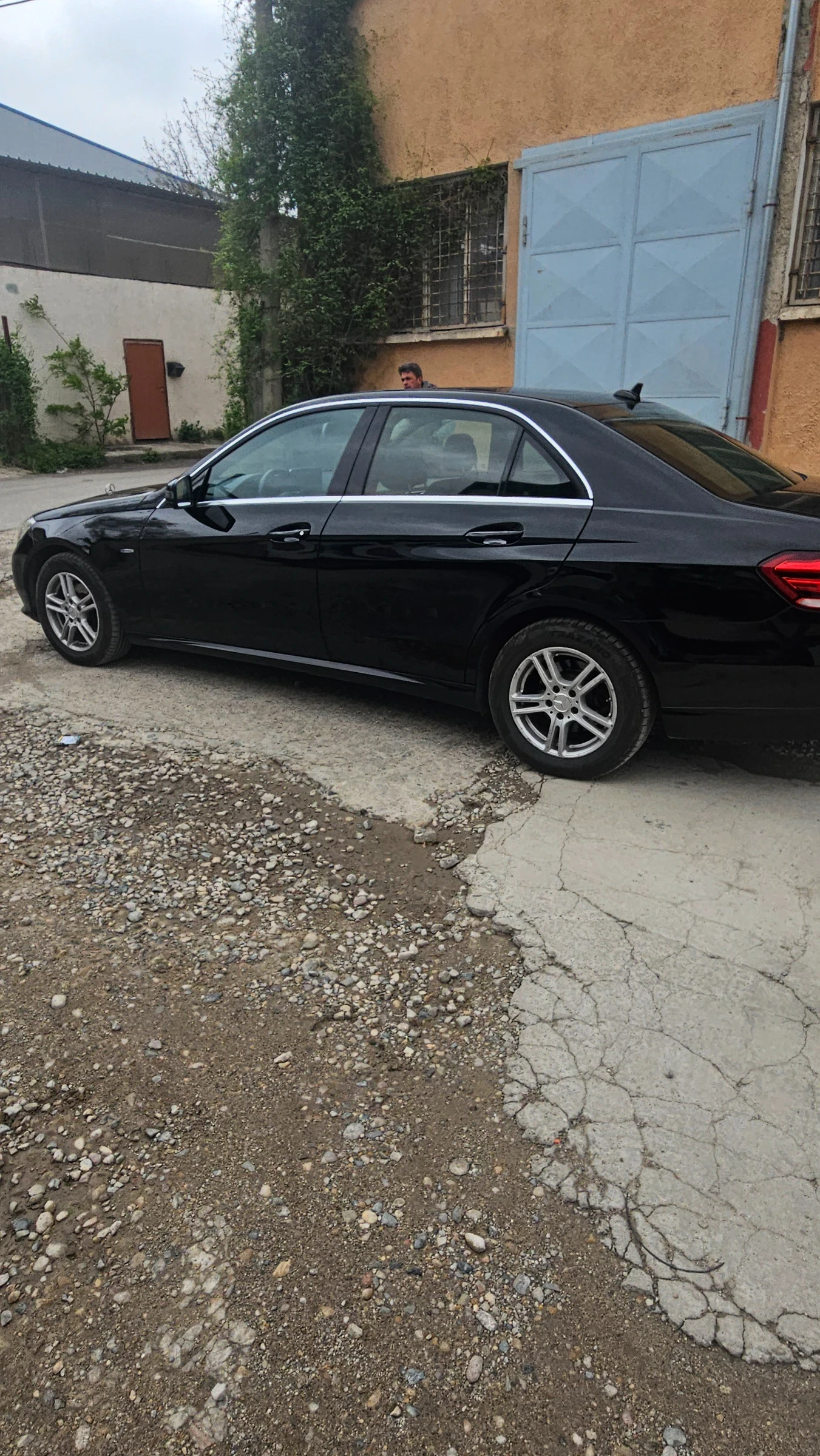Mercedes-Benz E 200 136 feislift, снимка 6 - Автомобили и джипове - 55008931