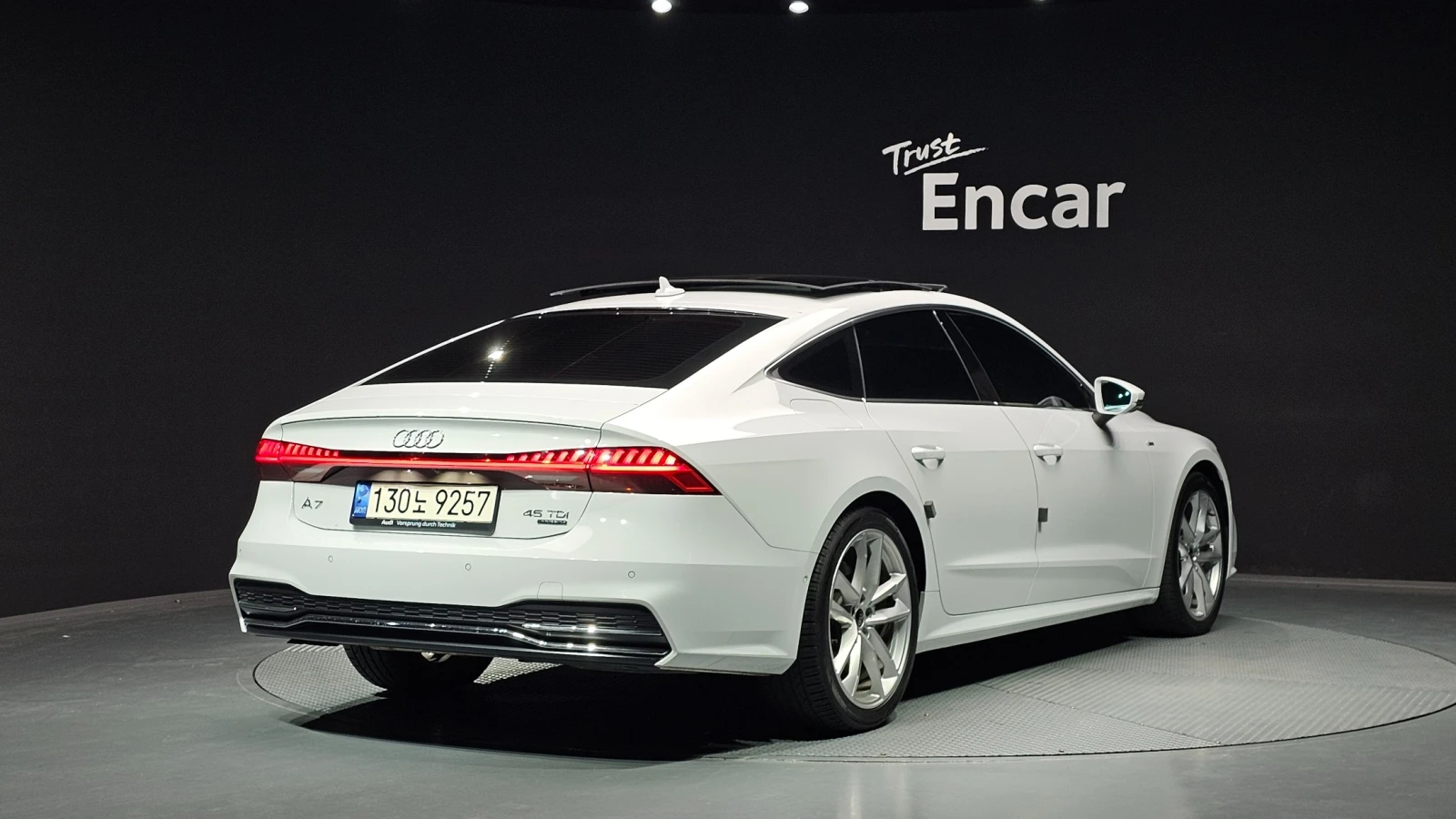 Audi A7 3.0 45TDI Quattro Premium, FULL, снимка 2 - Автомобили и джипове - 55199991