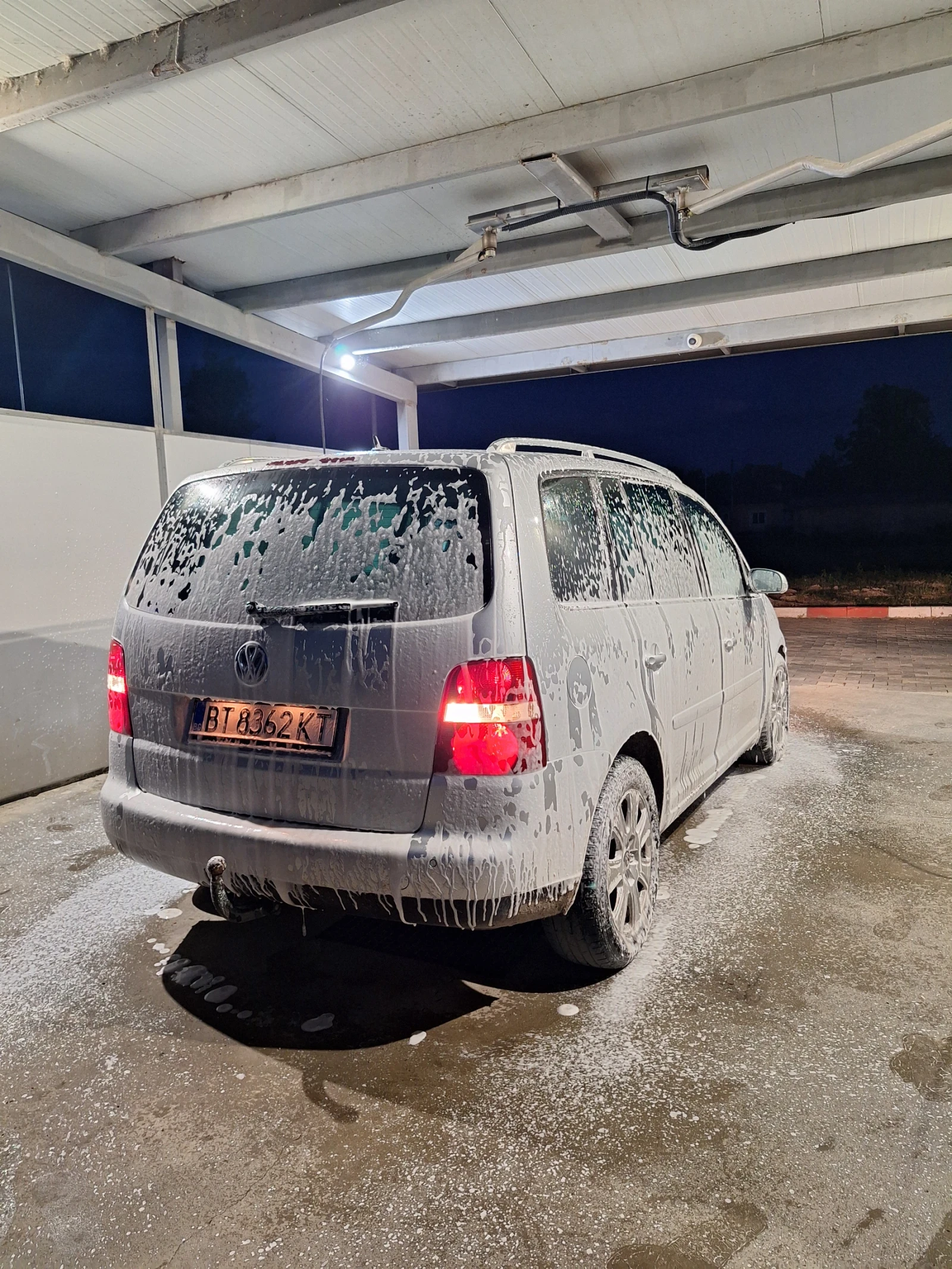 VW Touran 2000, снимка 2 - Автомобили и джипове - 55666619
