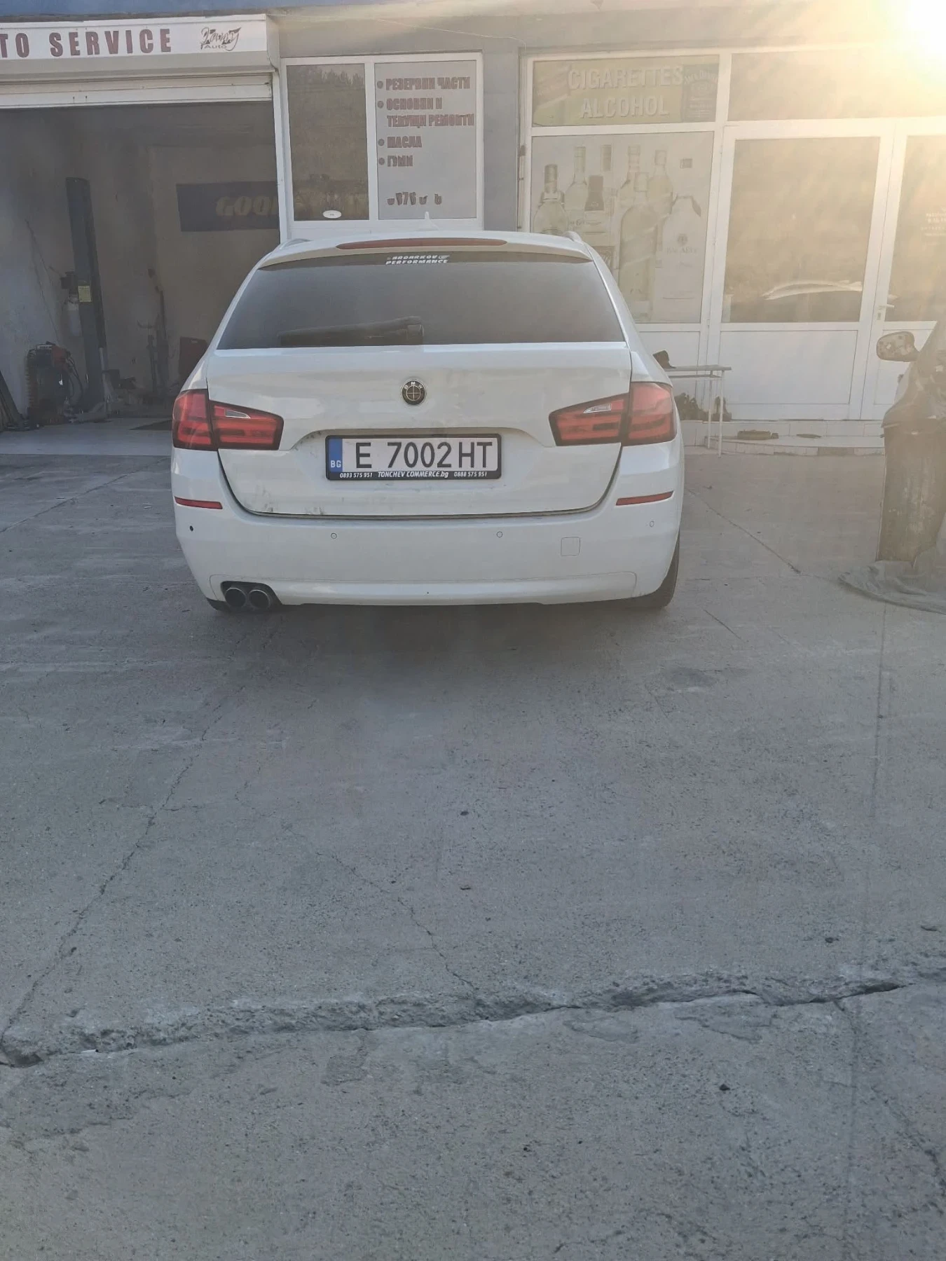 BMW 520, снимка 2 - Автомобили и джипове - 56359950