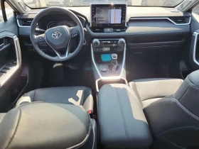 Toyota Rav4 LIMITED/CARFAX/Кожа/Подгрев/Шибедах, снимка 10