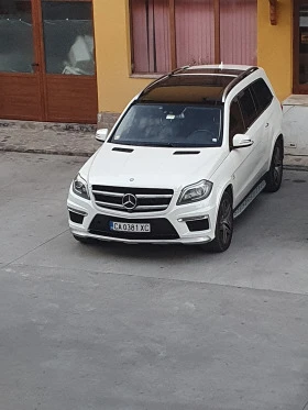  Mercedes-Benz GL 63 ...