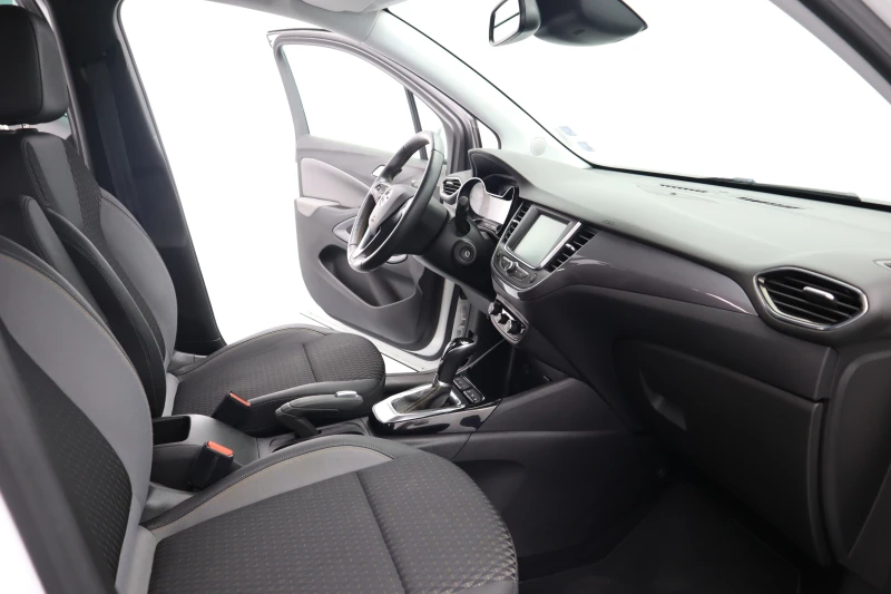 Opel Crossland X 1.2 Turbo , снимка 10 - Автомобили и джипове - 51193220