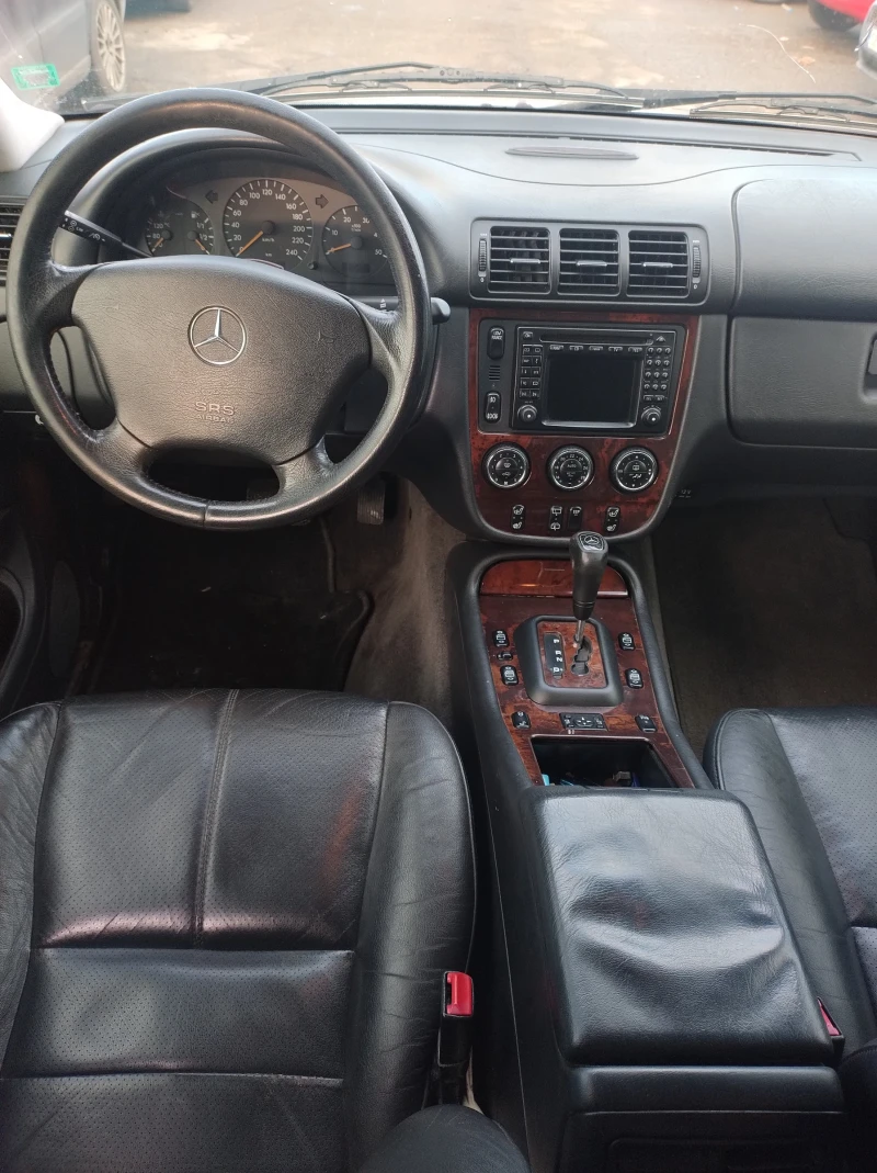 Mercedes-Benz ML 270, снимка 6 - Автомобили и джипове - 48786691